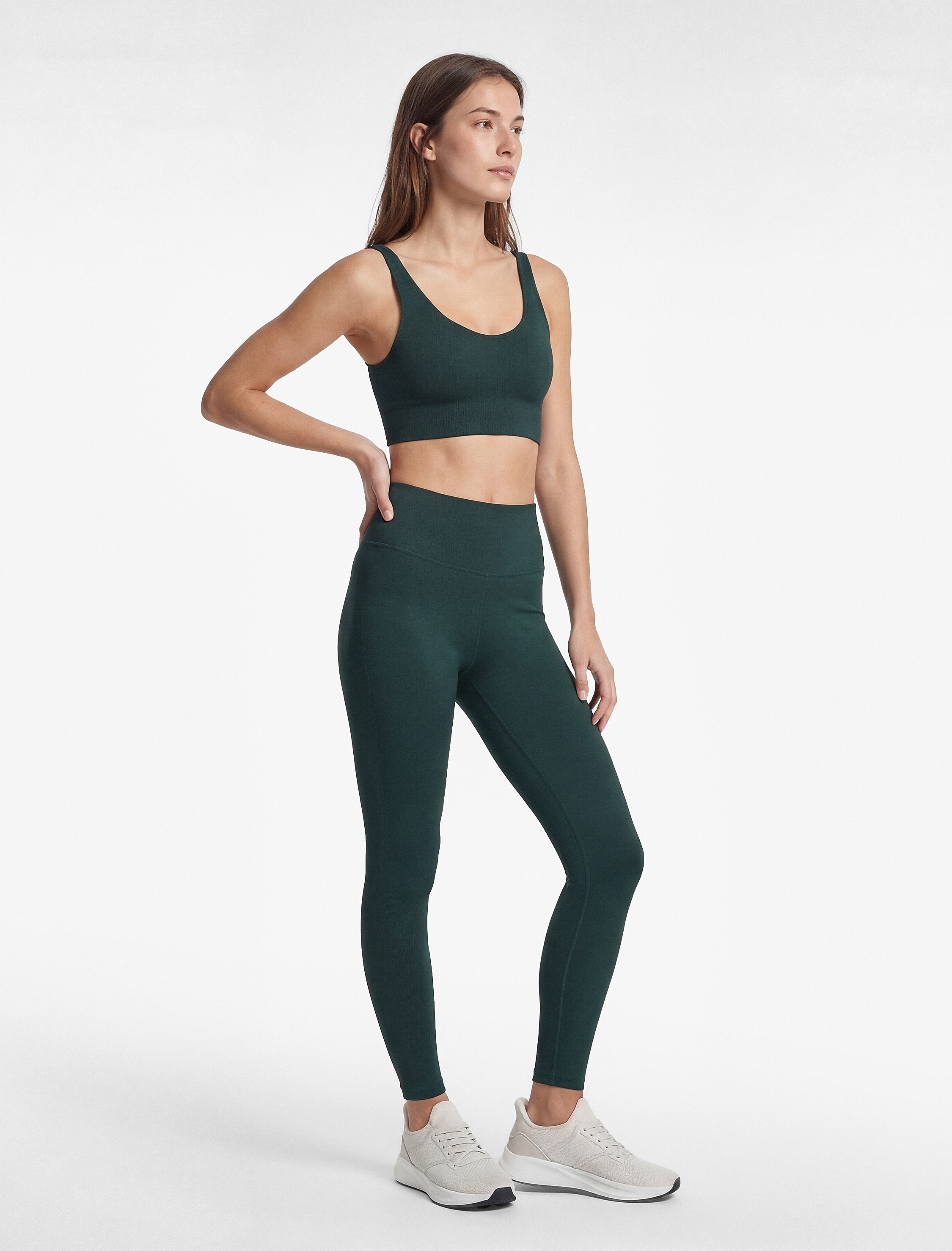   Slim Fit Kolsuz U Yaka Sporcu Sütyeni