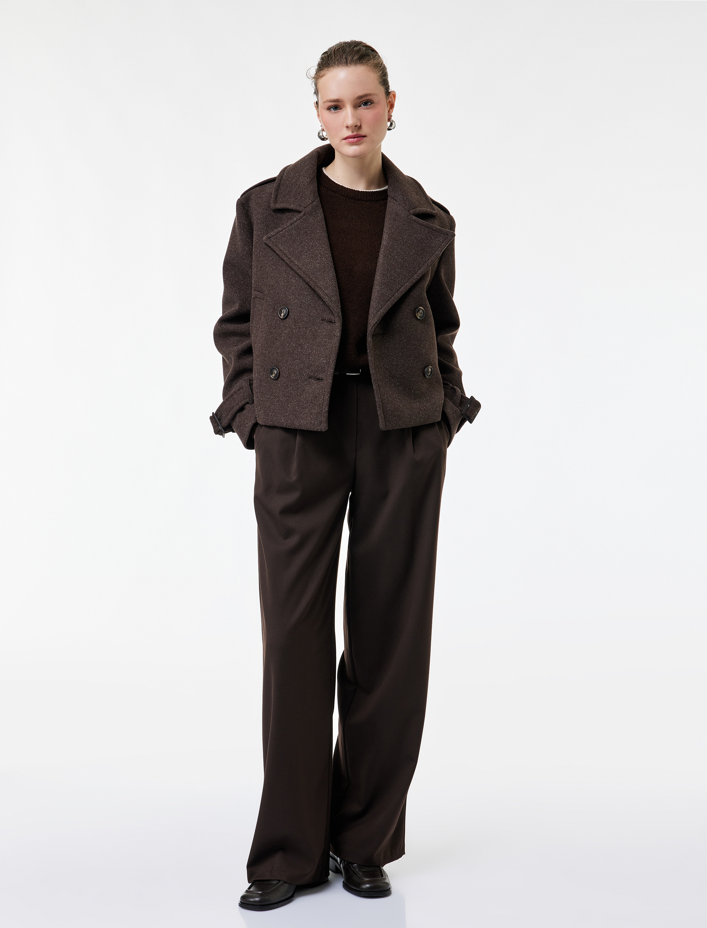   Cepli Düğmeli Uzun Kollu Kruvaze Kısa Kaşe Mont