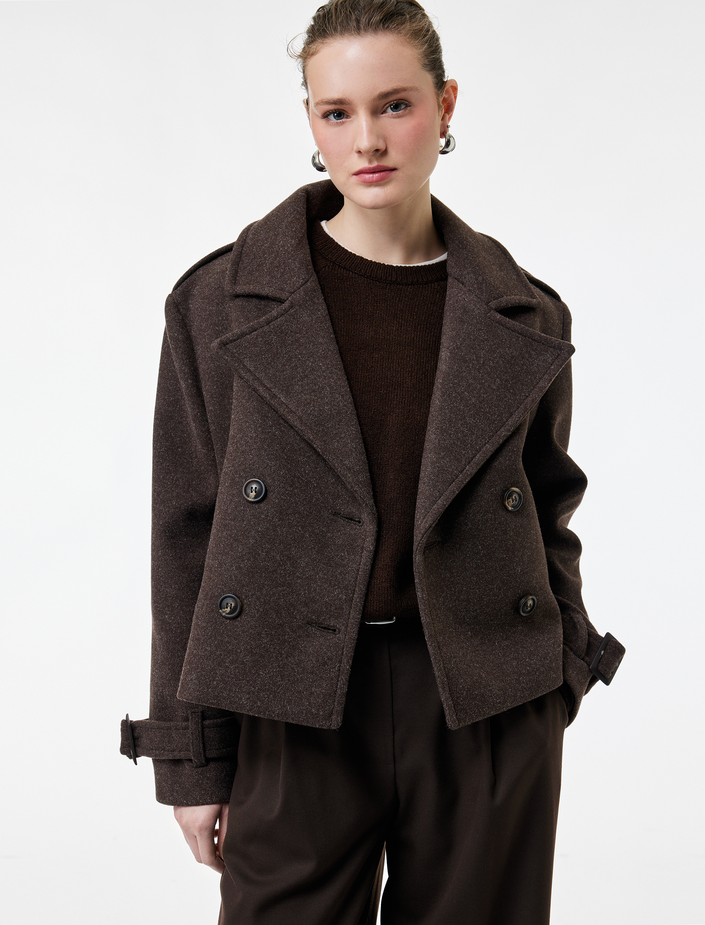   Cepli Düğmeli Uzun Kollu Kruvaze Kısa Kaşe Mont