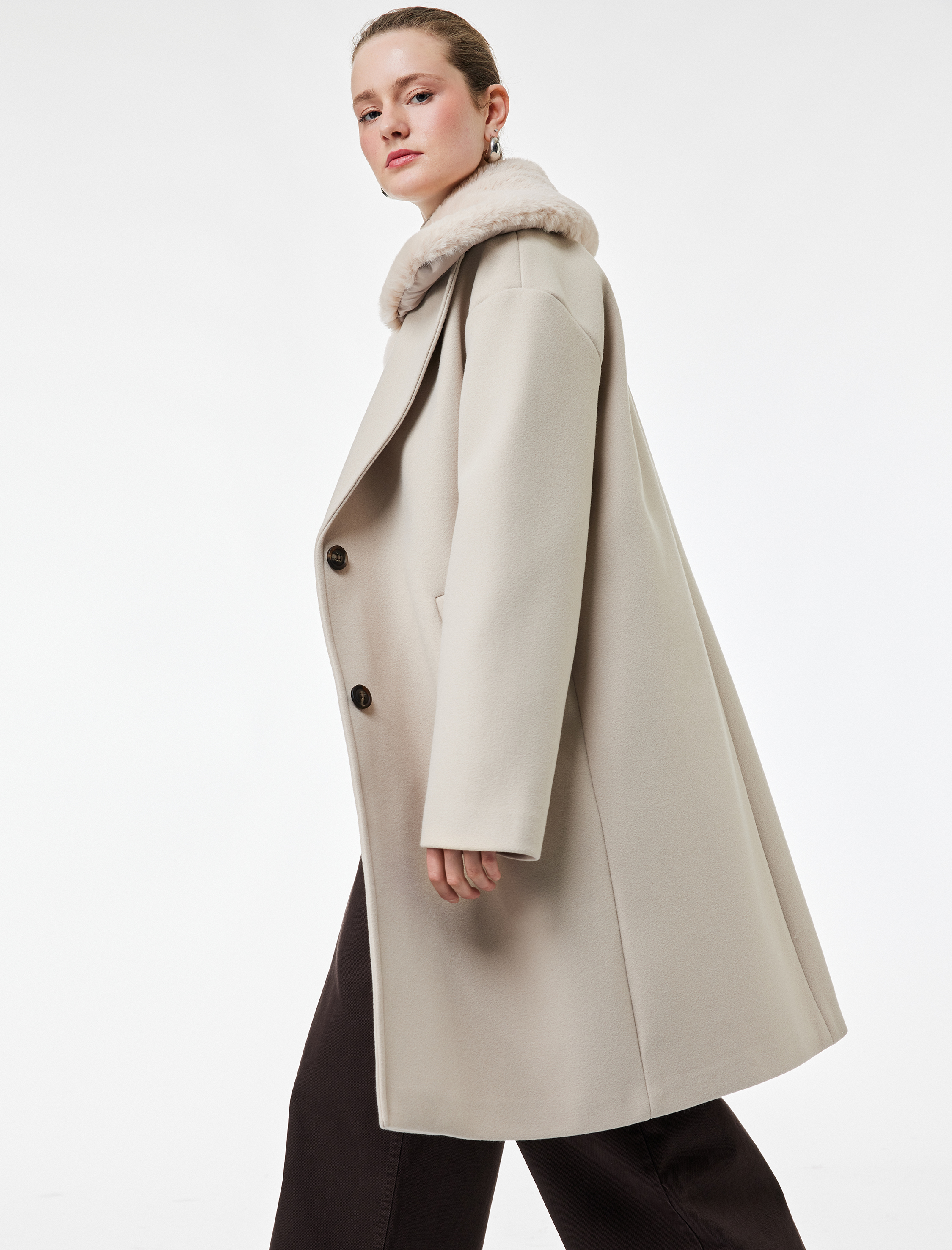   Çıkarılabilir Suni Kürk Yaka Kaban Oversize Kaşe Uzun Kollu Cepli Düğmeli