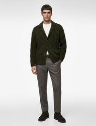 Uzun Kollu V Yaka Dokulu Düğmeli Triko Hırka