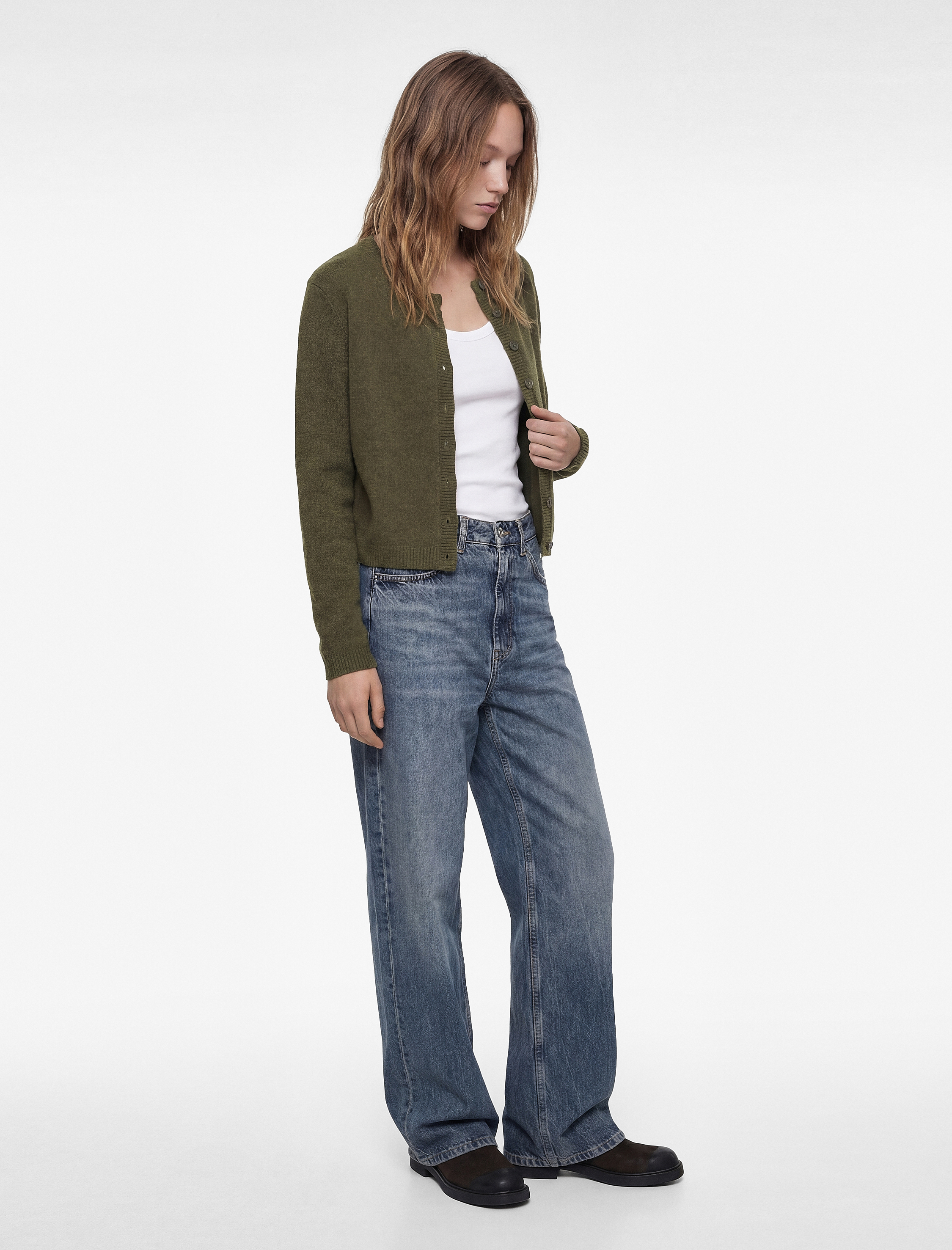   Bisiklet Yaka Düğme Detaylı Basic Triko Hırka