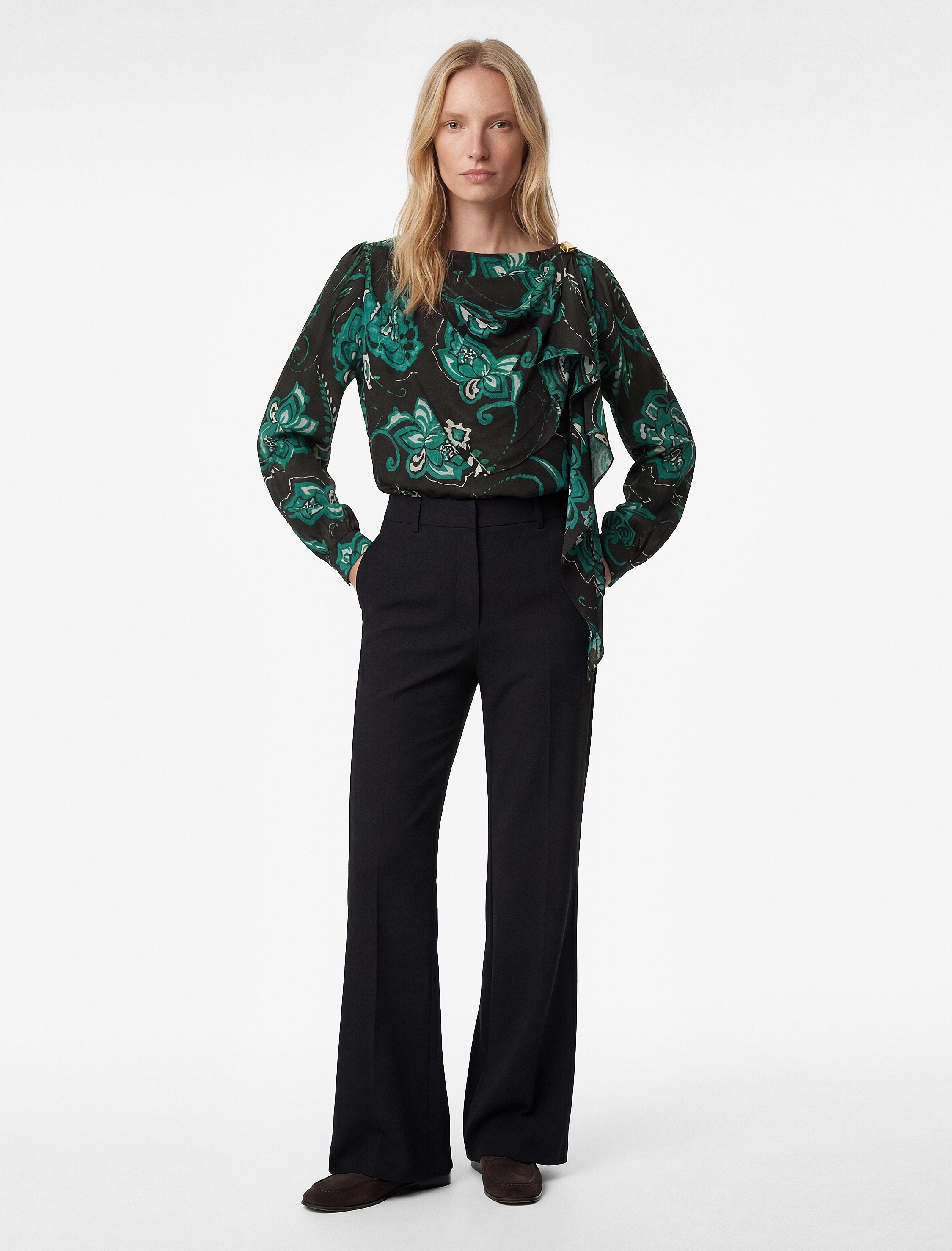   Etnik Çiçek Desenli Uzun Kollu Şal Yaka Saten Bluz