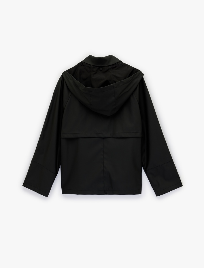  Rahat Kalıp Uzun Kollu Cepli Çıtçıt Düğme Detaylı Su İtici Kapşonlu Yağmurluk