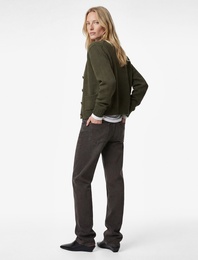 Uzun Kollu Cepli Hafif Dik Yaka Düğmeli Triko Hırka