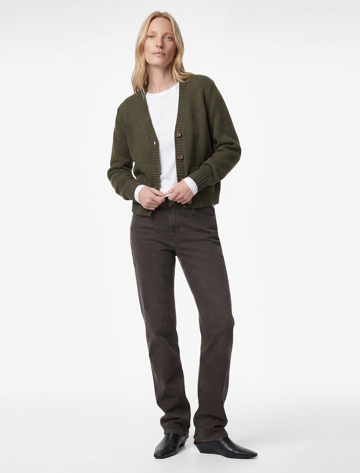  Uzun Kollu Cepli Hafif Dik Yaka Düğmeli Triko Hırka