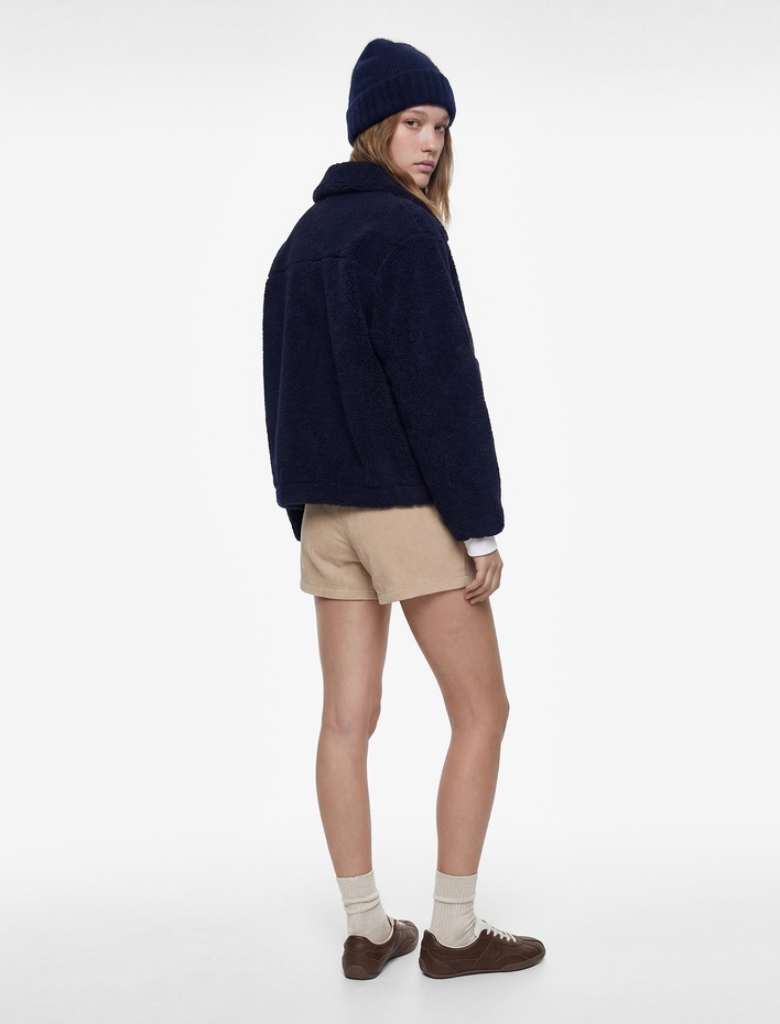  Uzun Kollu Cepli Çıtçıt Düğmeli Gömlek Yaka Buklet Kumaş Crop Kaban