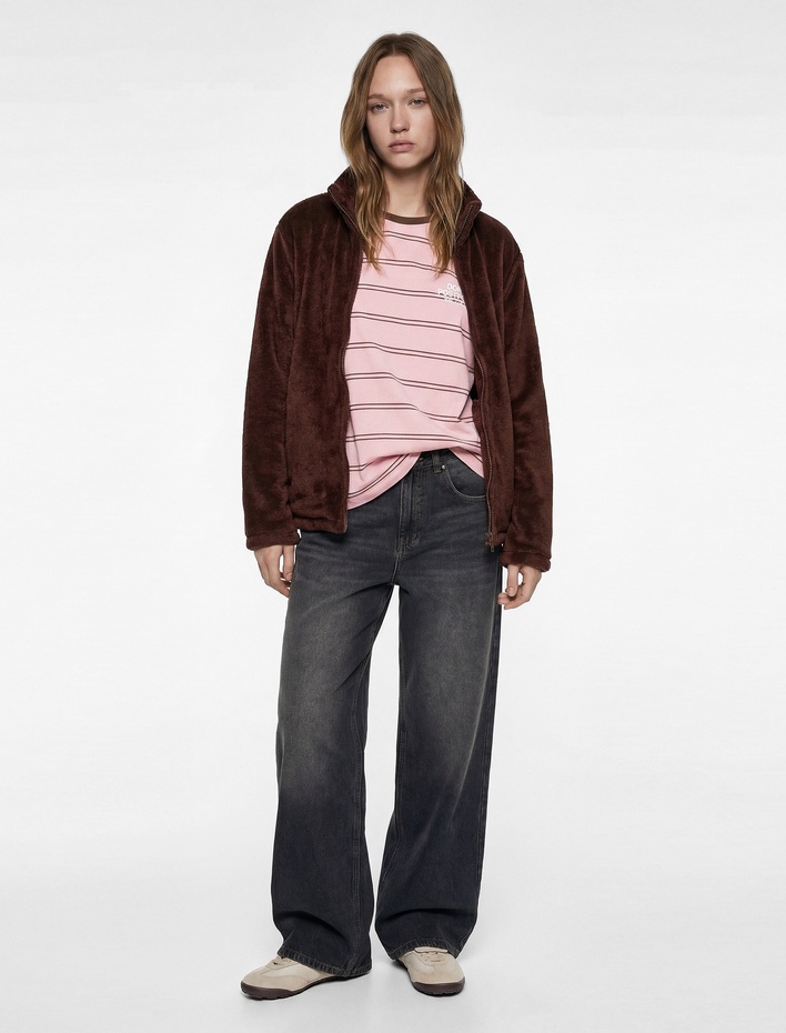  Dik Yaka Fermuarlı Cep Detaylı Oversize Peluş Ceket