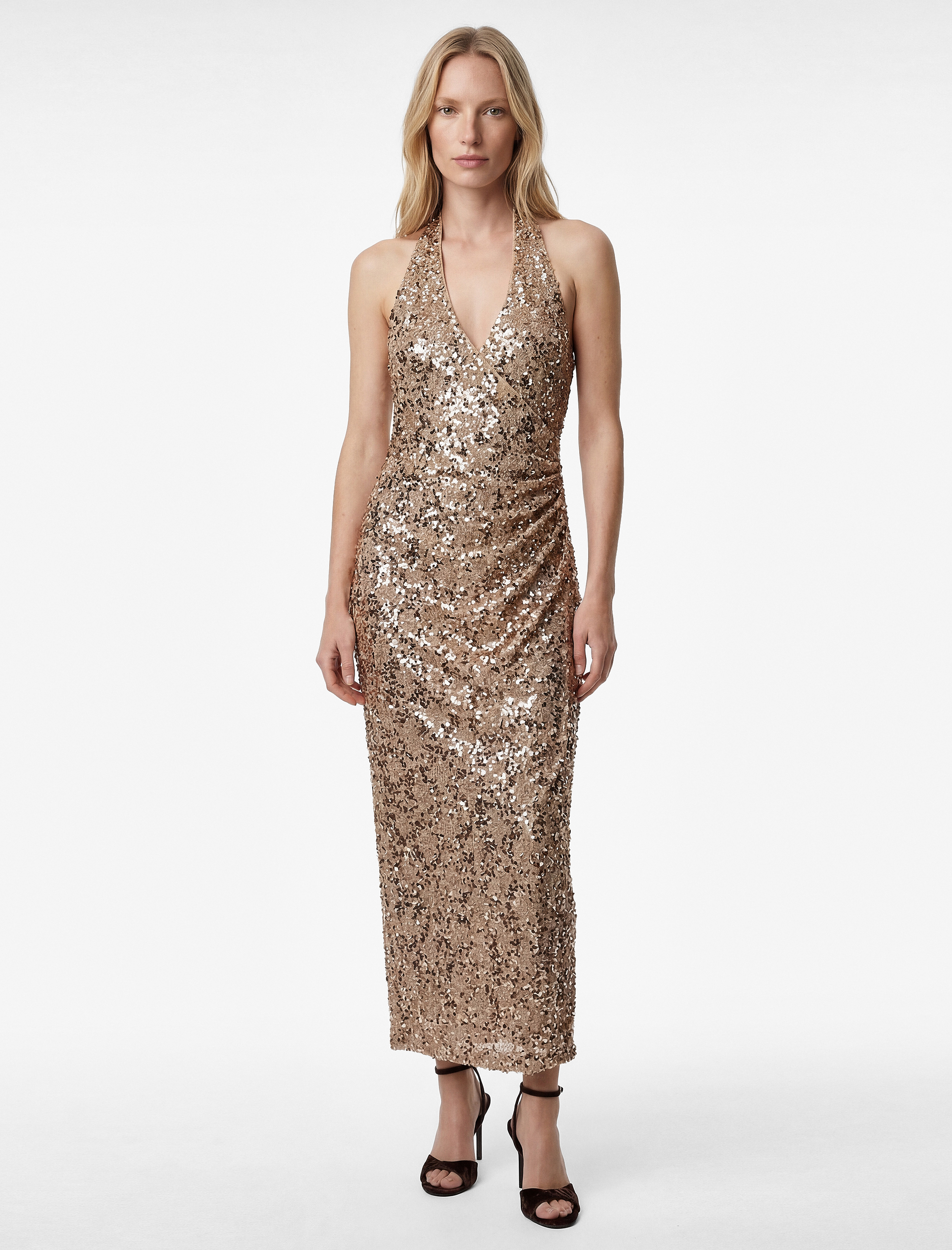   Slim Fit Sırt Dekolteli Kruvaze Halter Yaka Pullu Payetli Uzun Elbise