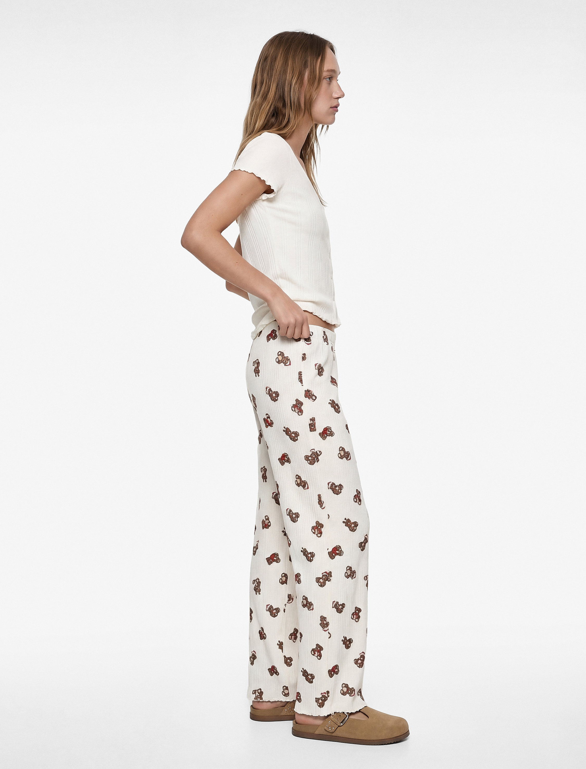   Kısa Kollu V Yaka Ayıcık Baskılı Pamuklu Yılbaşı Pijama Takımı