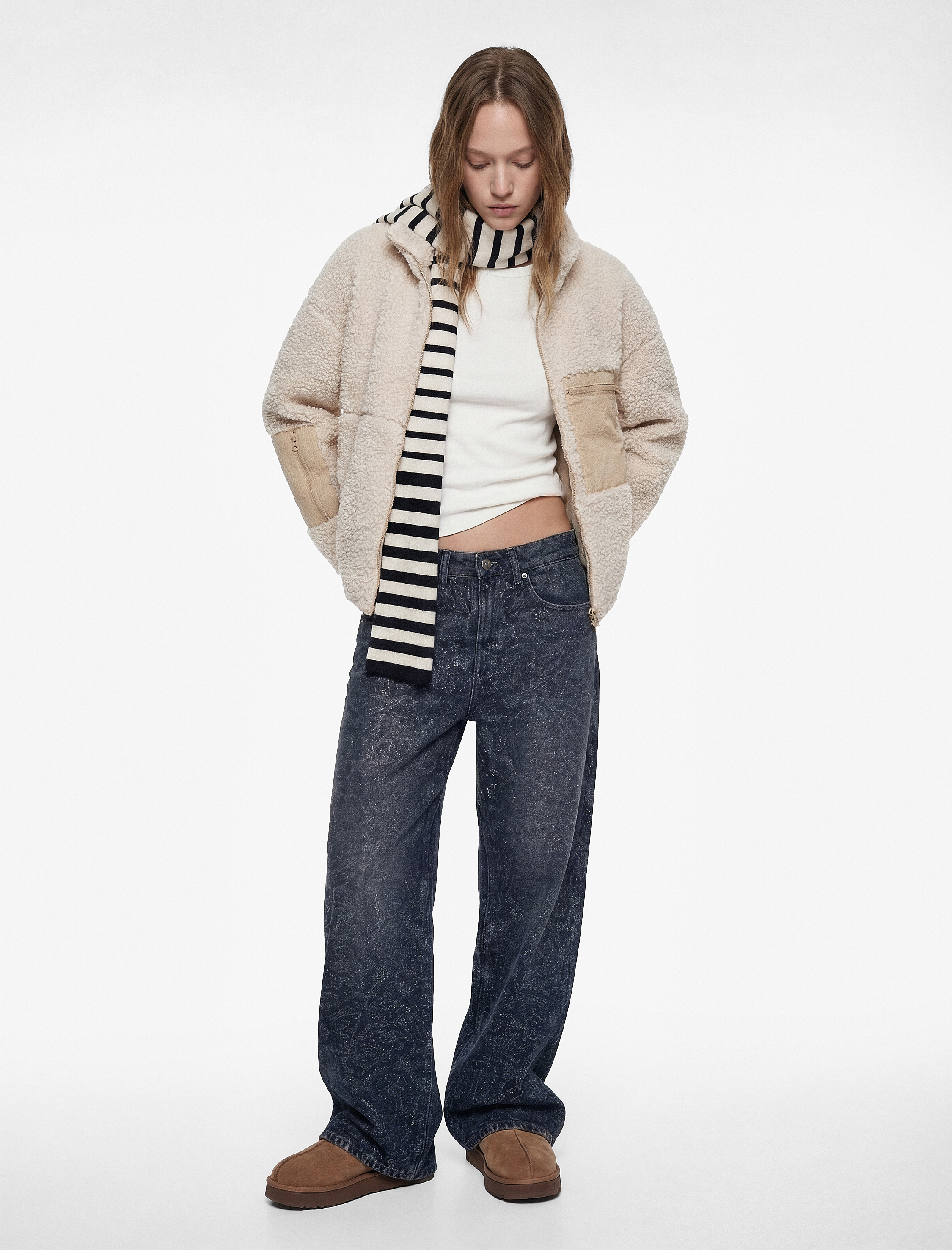   Uzun Kollu Fermuarlı Cep Detaylı Oversize Peluş Ceket