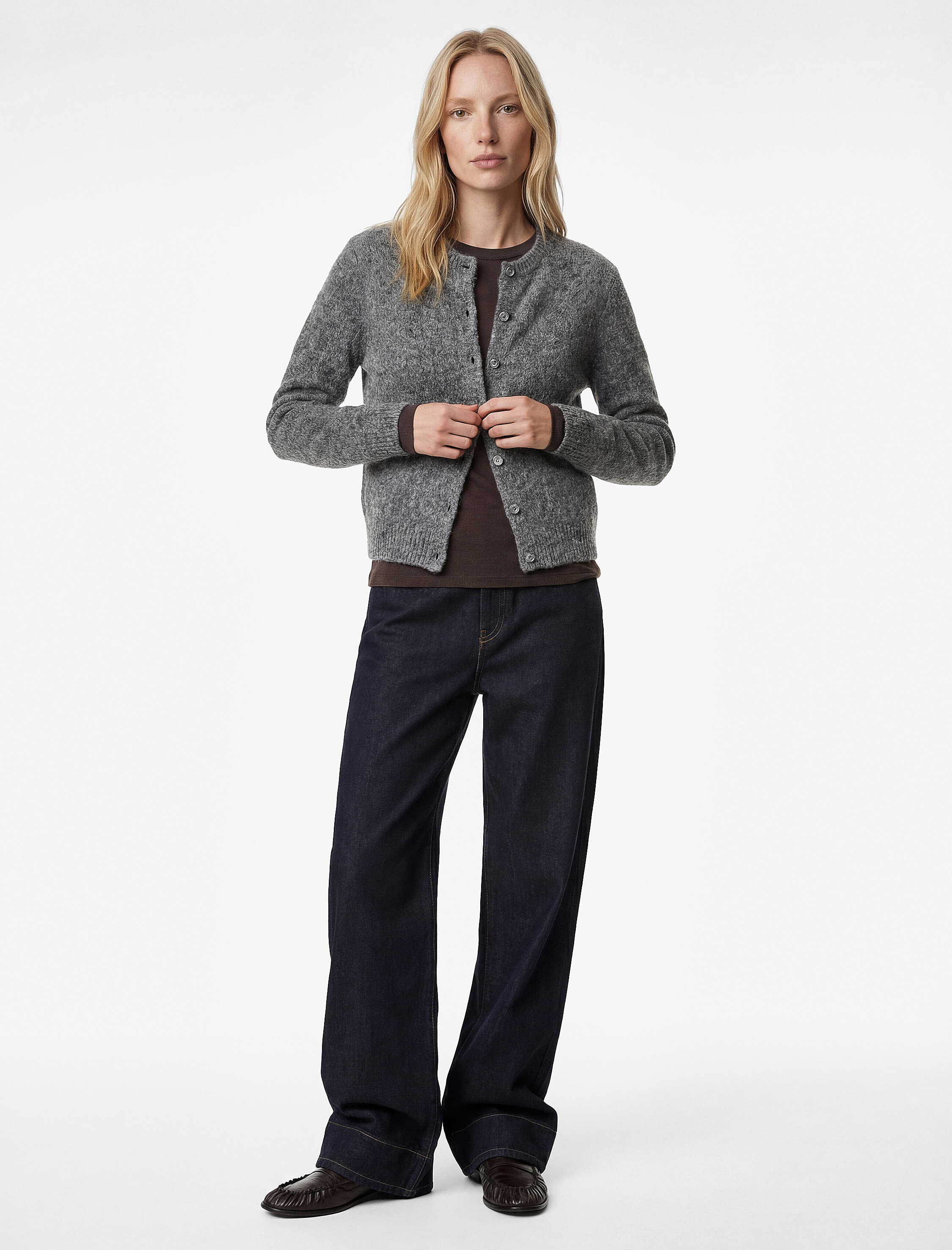   Uzun Kollu Bisiklet Yaka Düğmeli Triko Hırka