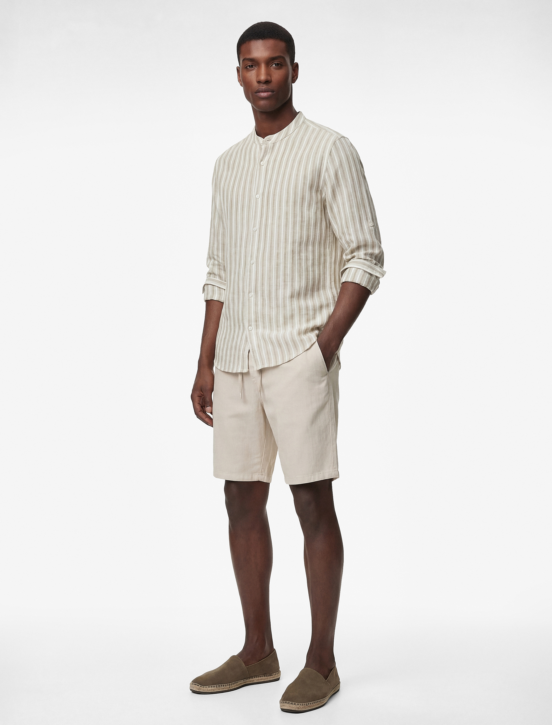   Regular Fit Uzun Kollu Keten Viskon Karışımlı Hakim Yaka Gömlek