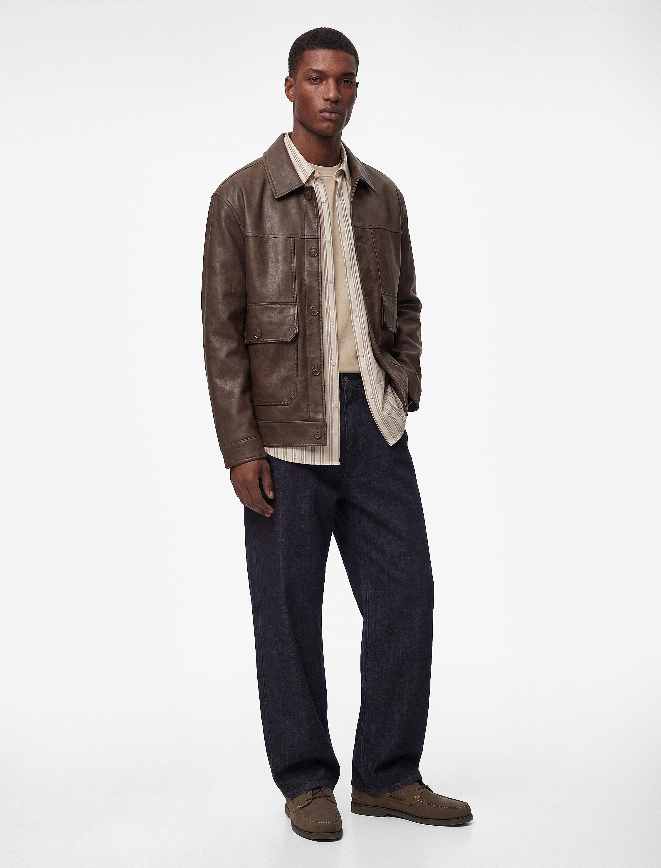   Uzun Kollu Düğmeli Cepli Gömlek Yaka Suni Deri Ceket