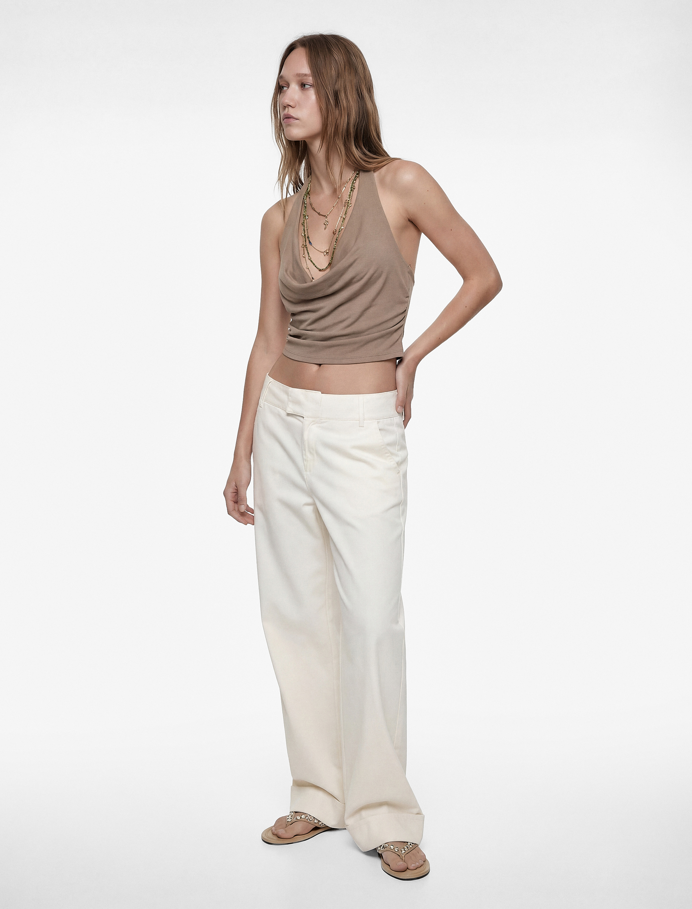   Kolsuz Degaje Yaka Slim Fit Crop Bluz