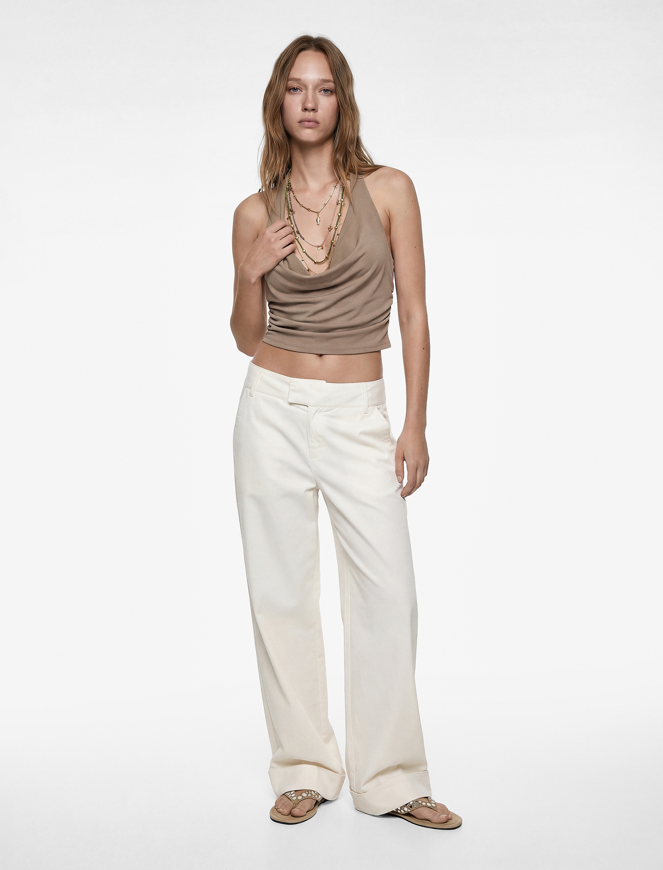   Kolsuz Degaje Yaka Slim Fit Crop Bluz