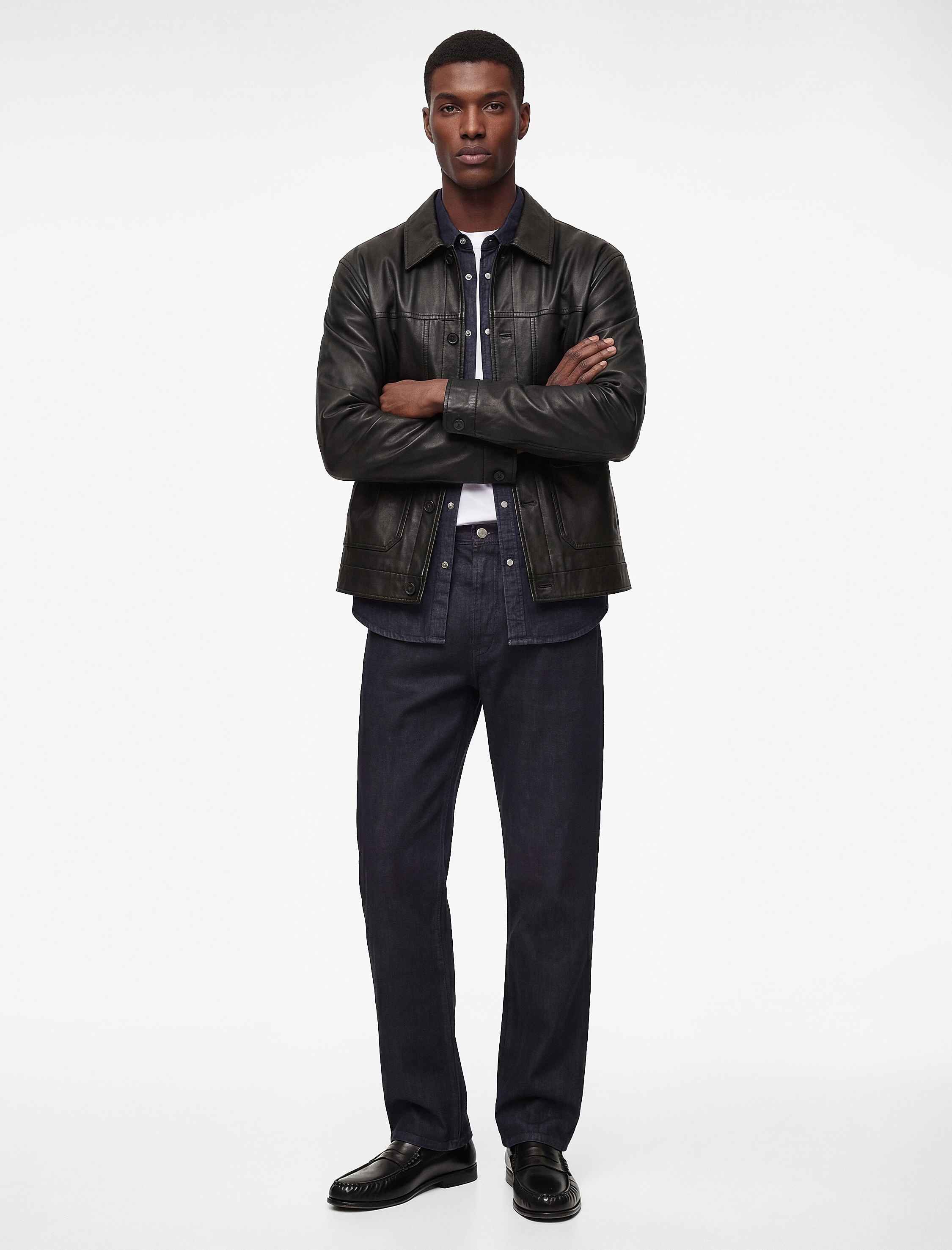   Uzun Kollu Düğmeli Cepli Gömlek Yaka Suni Deri Ceket