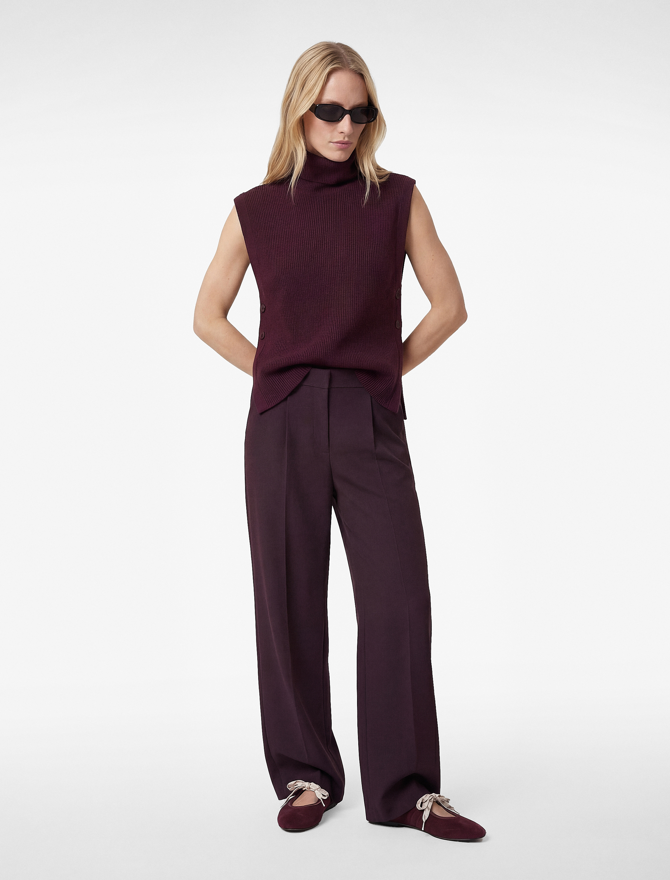   Yanları Düğme Kapama Detaylı Balıkçı Yaka Süveter