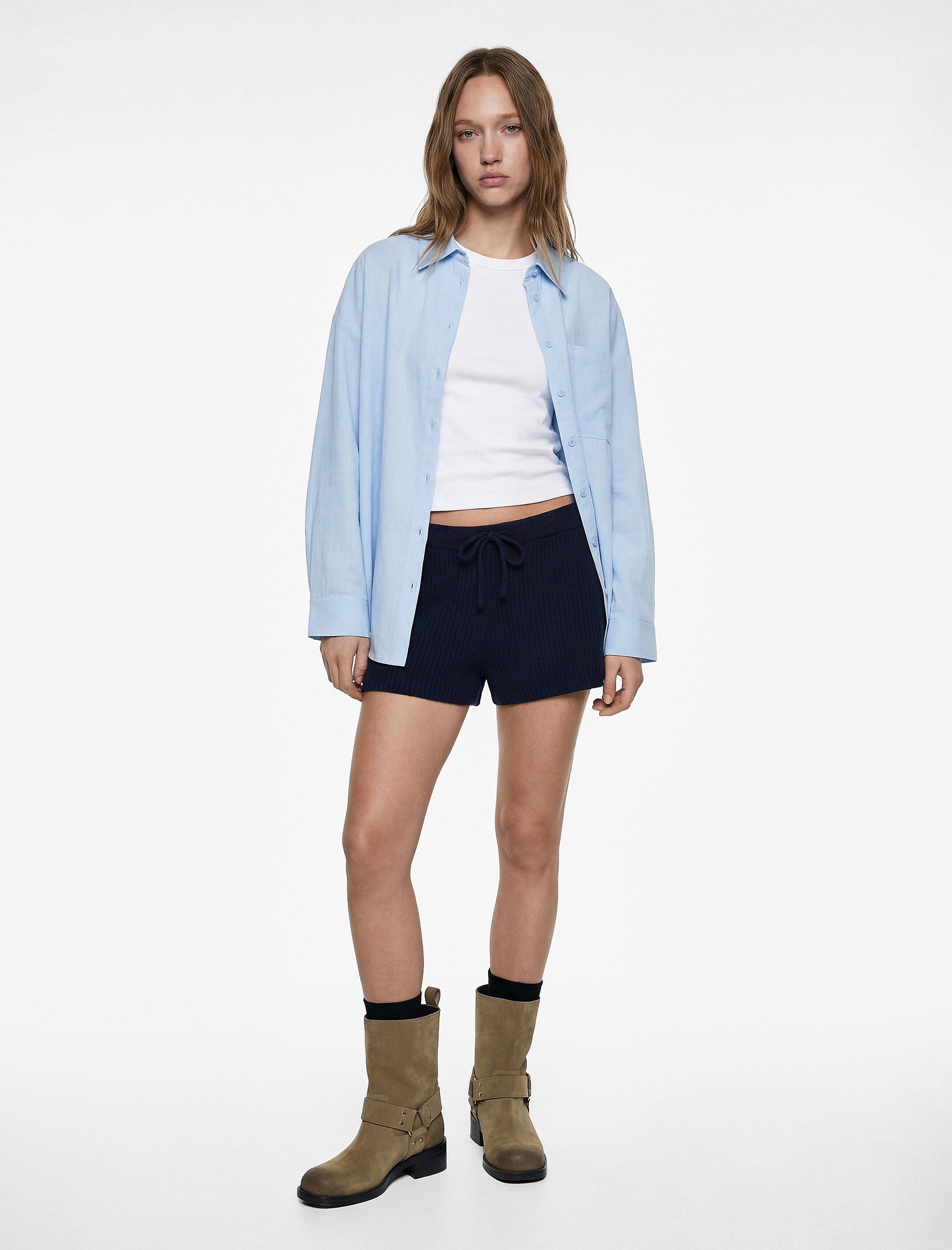   Cep Detaylı Pamuklu Uzun Kollu Klasik Yaka Oversize Gömlek