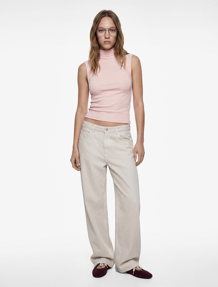  Modal Karışımlı Slim Fit Kolsuz Dik Yaka Bluz