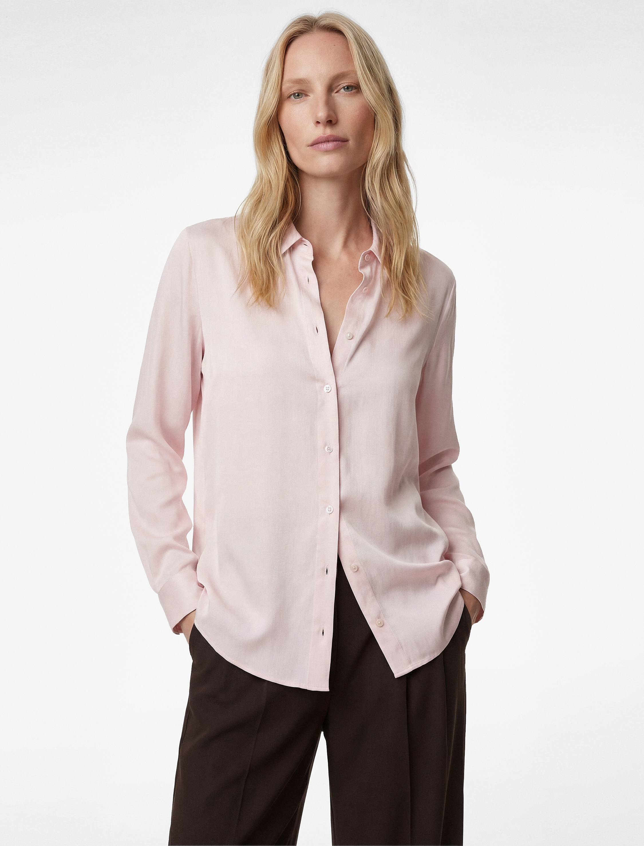   Uzun Kollu Klasik Yaka Düğmeli Viskon Saten Gömlek