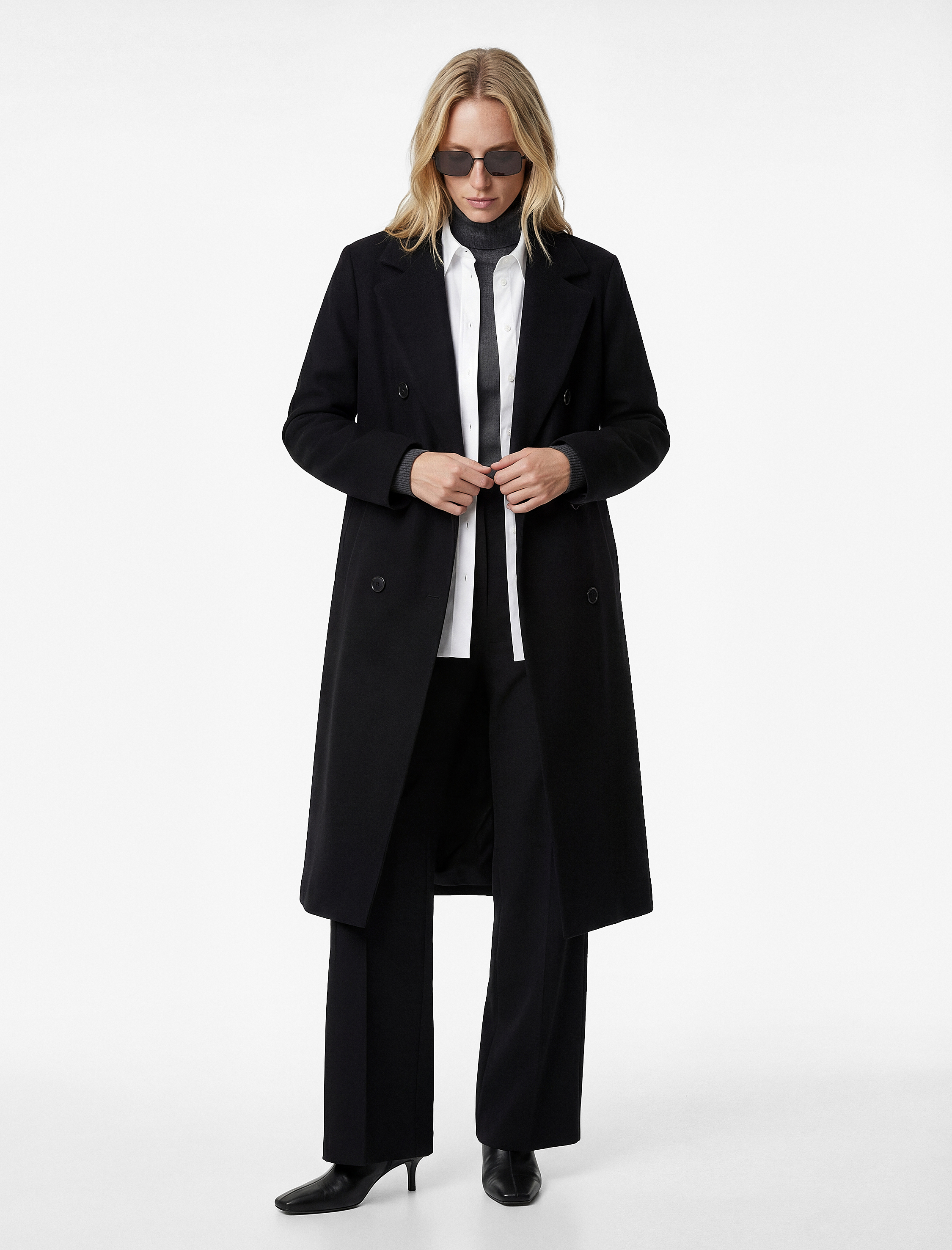   Uzun Kollu Düğmeli Kruvaze Ceket Yaka Kaban