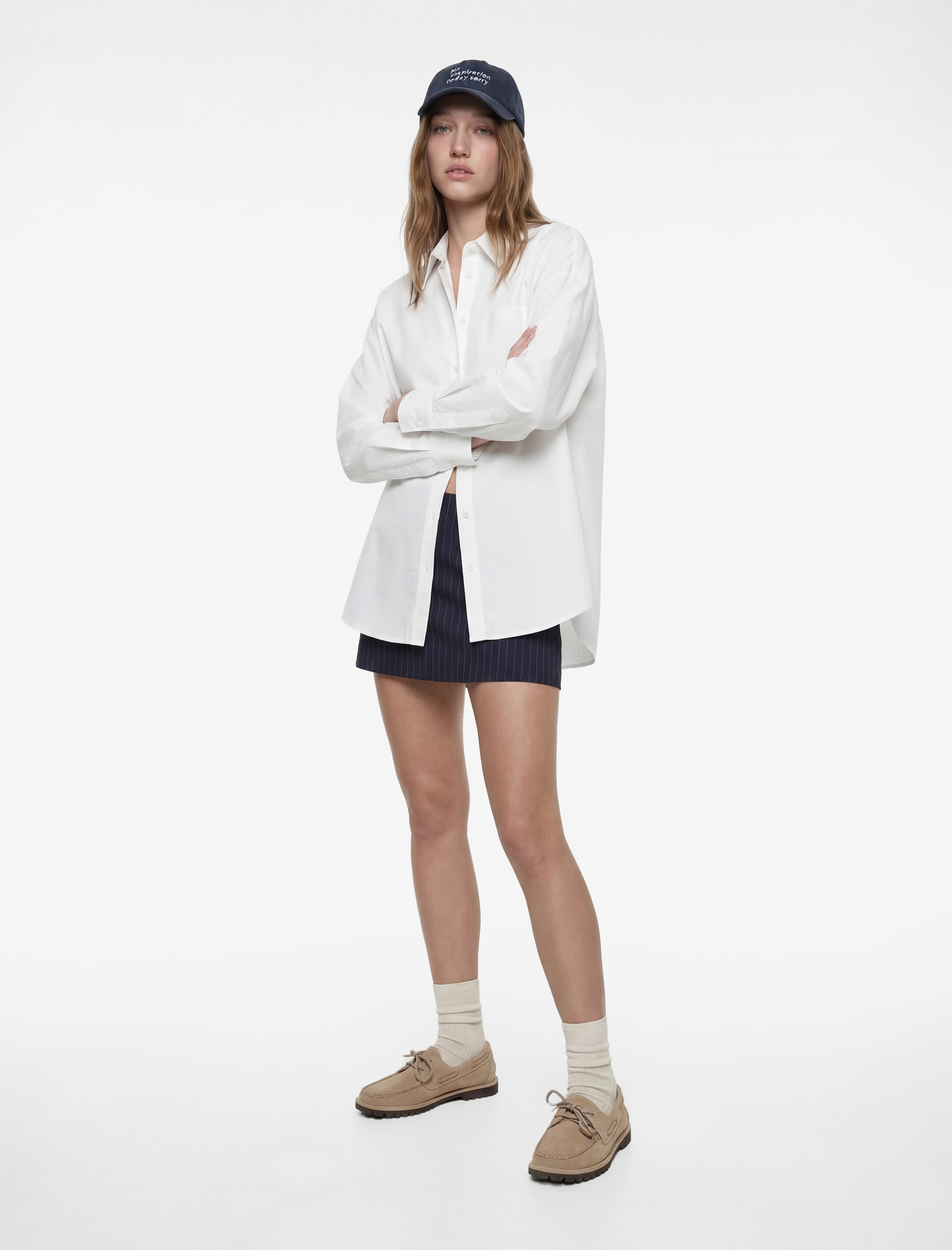   Cep Detaylı Pamuklu Uzun Kollu Klasik Yaka Oversize Gömlek