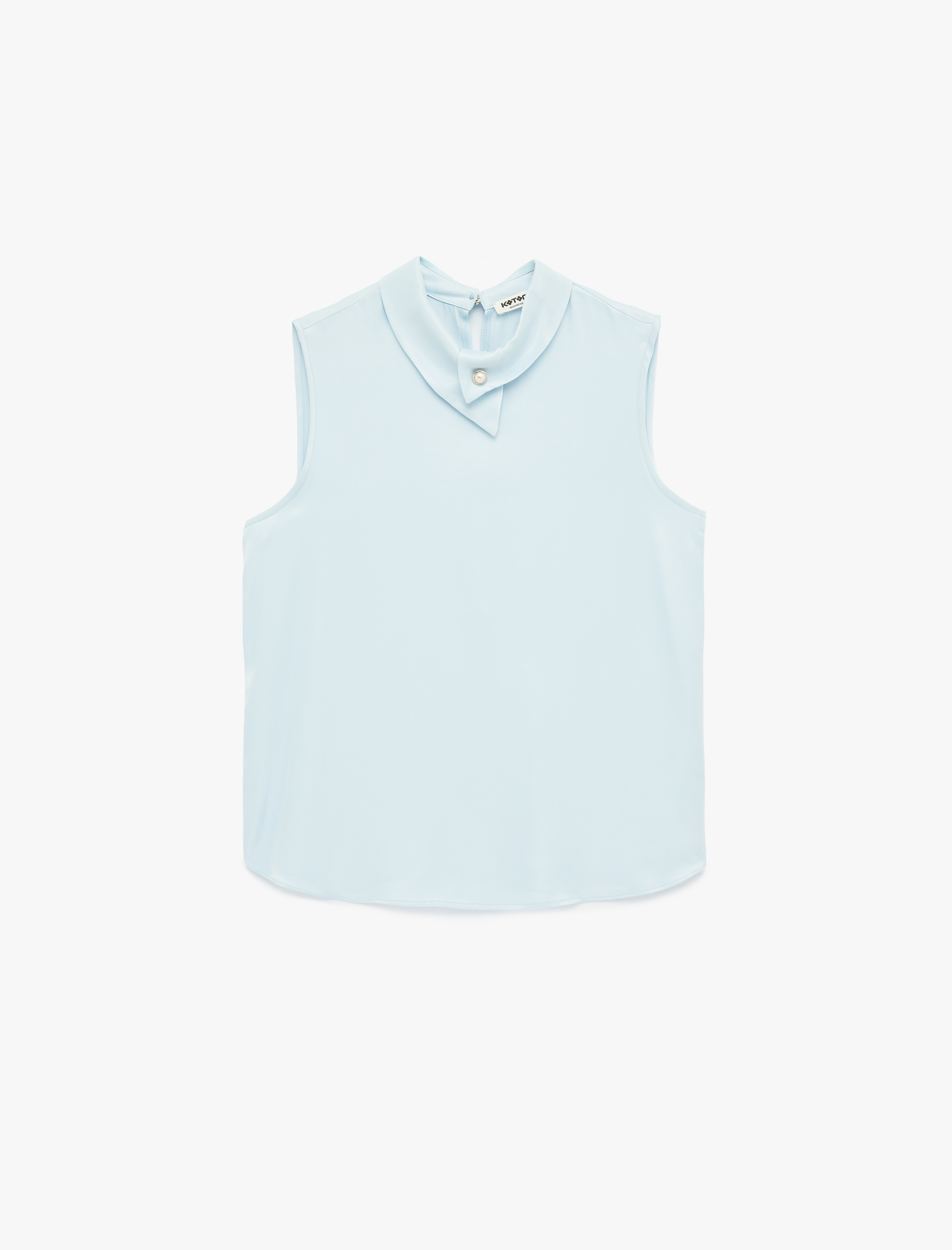   Asimetrik Yakalı Metal Aksesuarlı Kolsuz Viskon Bluz