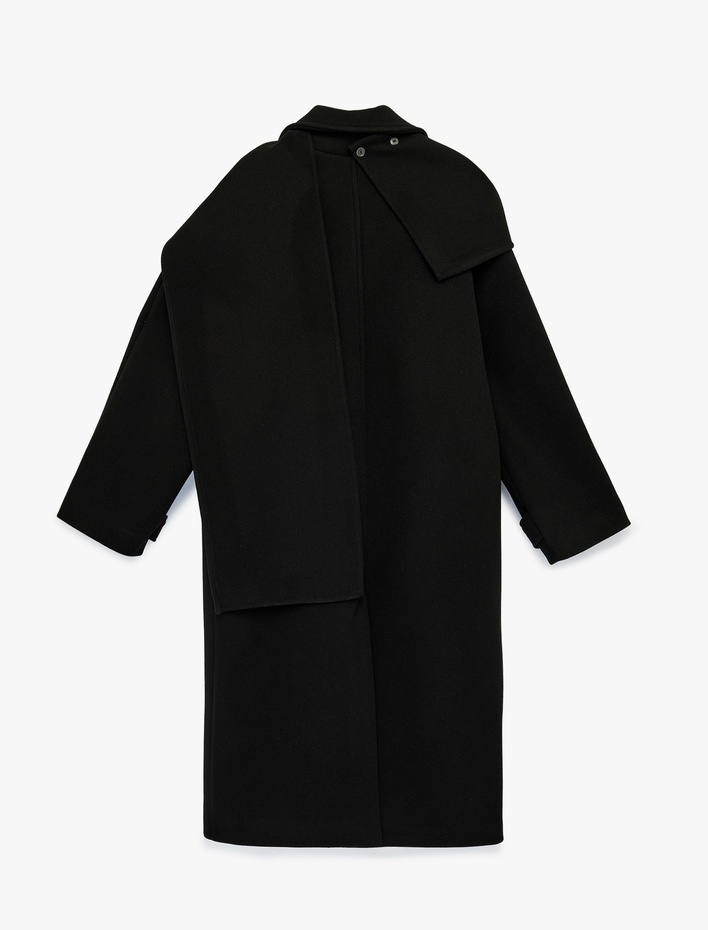  Düğmeli Cepli Uzun Kollu Atkılı Kaşe Kaban