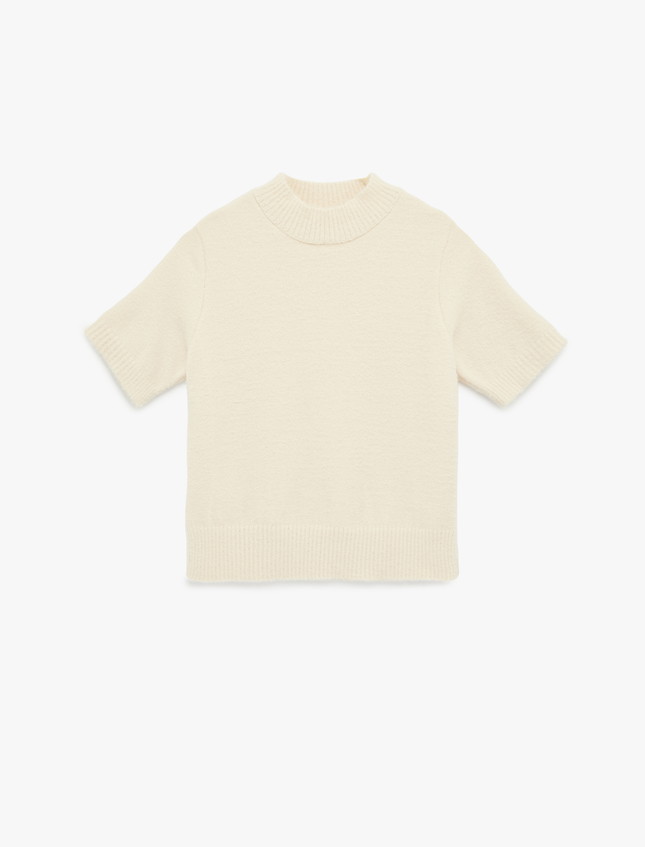   Regular Fit Kısa Kollu Dik Yaka Triko Kazak