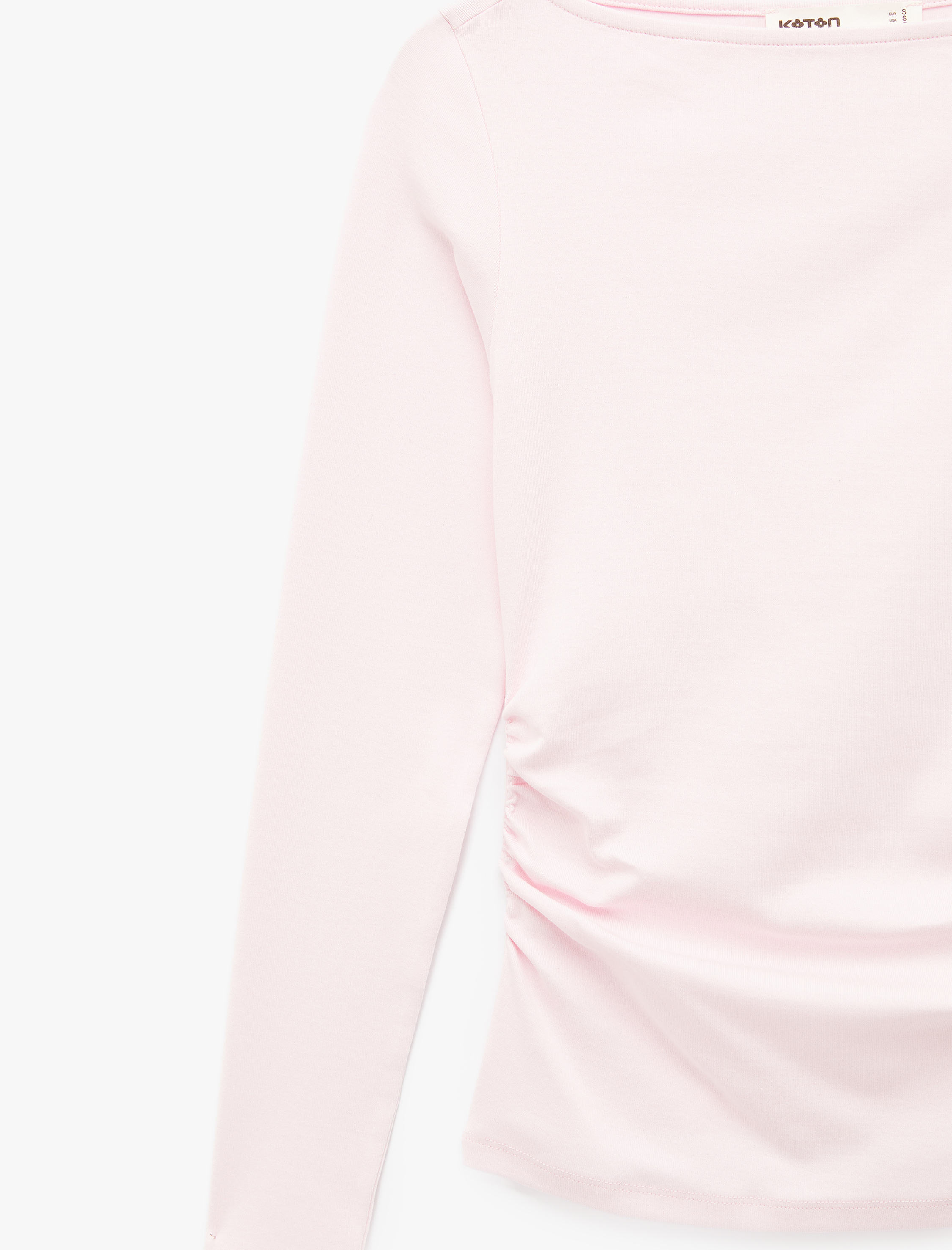   Pamuklu Slim Fit Kayık Yaka Uzun Kollu Drapeli Tişört