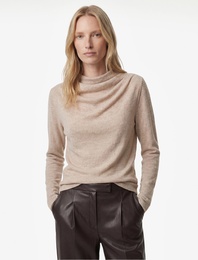 Drape Detaylı Uzun Kollu Geniş Dik Yaka Tişört