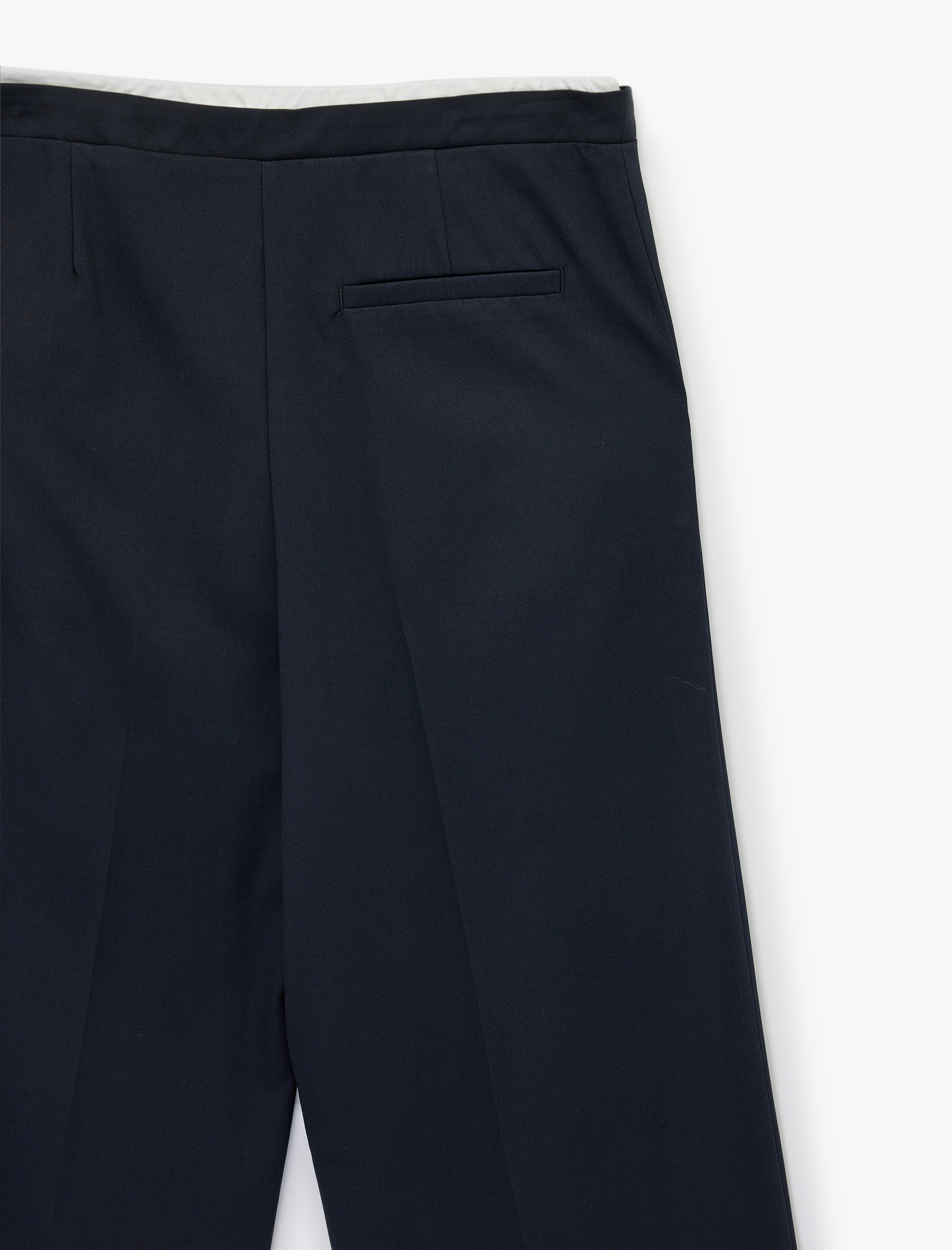   Kontrast Detaylı Cepli Bol Paça Kumaş Pantolon