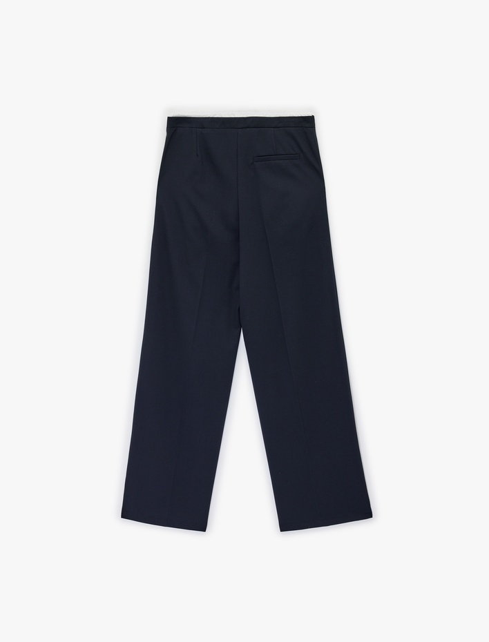  Kontrast Detaylı Cepli Bol Paça Kumaş Pantolon