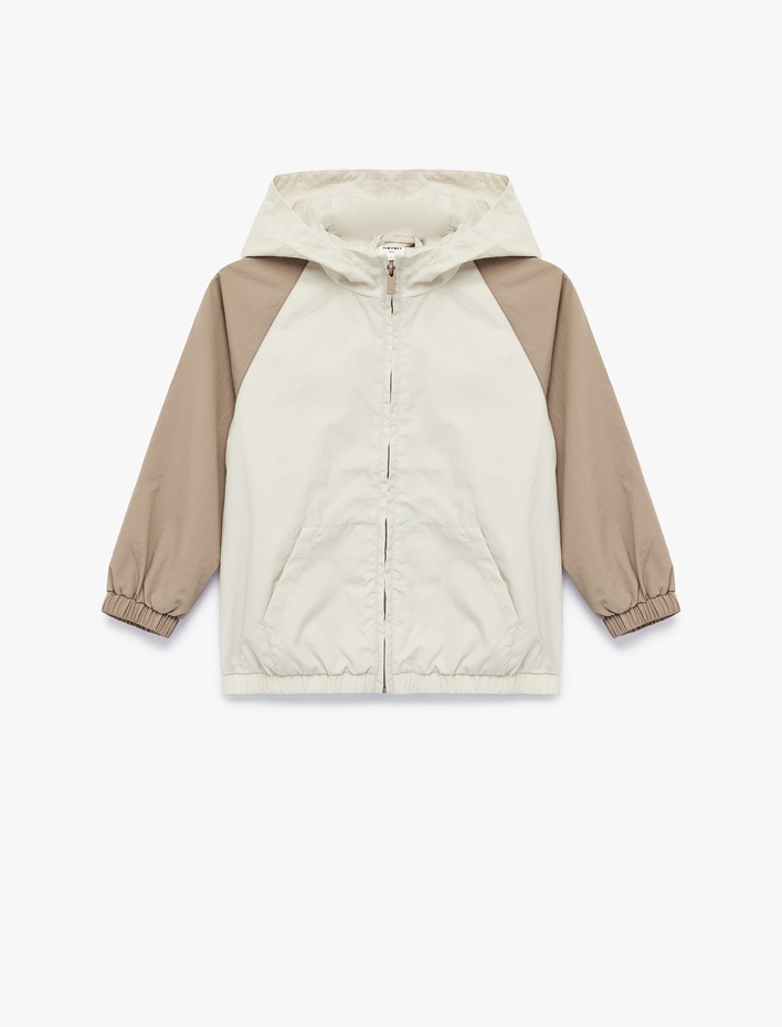 Erkek Bebek Renk Bloklu Kanguru Cep Detaylı  Fermuar Detaylı Kapşonlu Mevsimlik Ceket