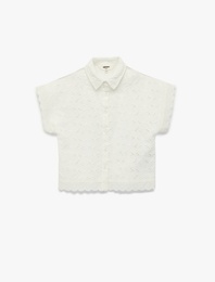 Pamuklu Düğme Detaylı Brodeli Kısa Kollu Gömlek