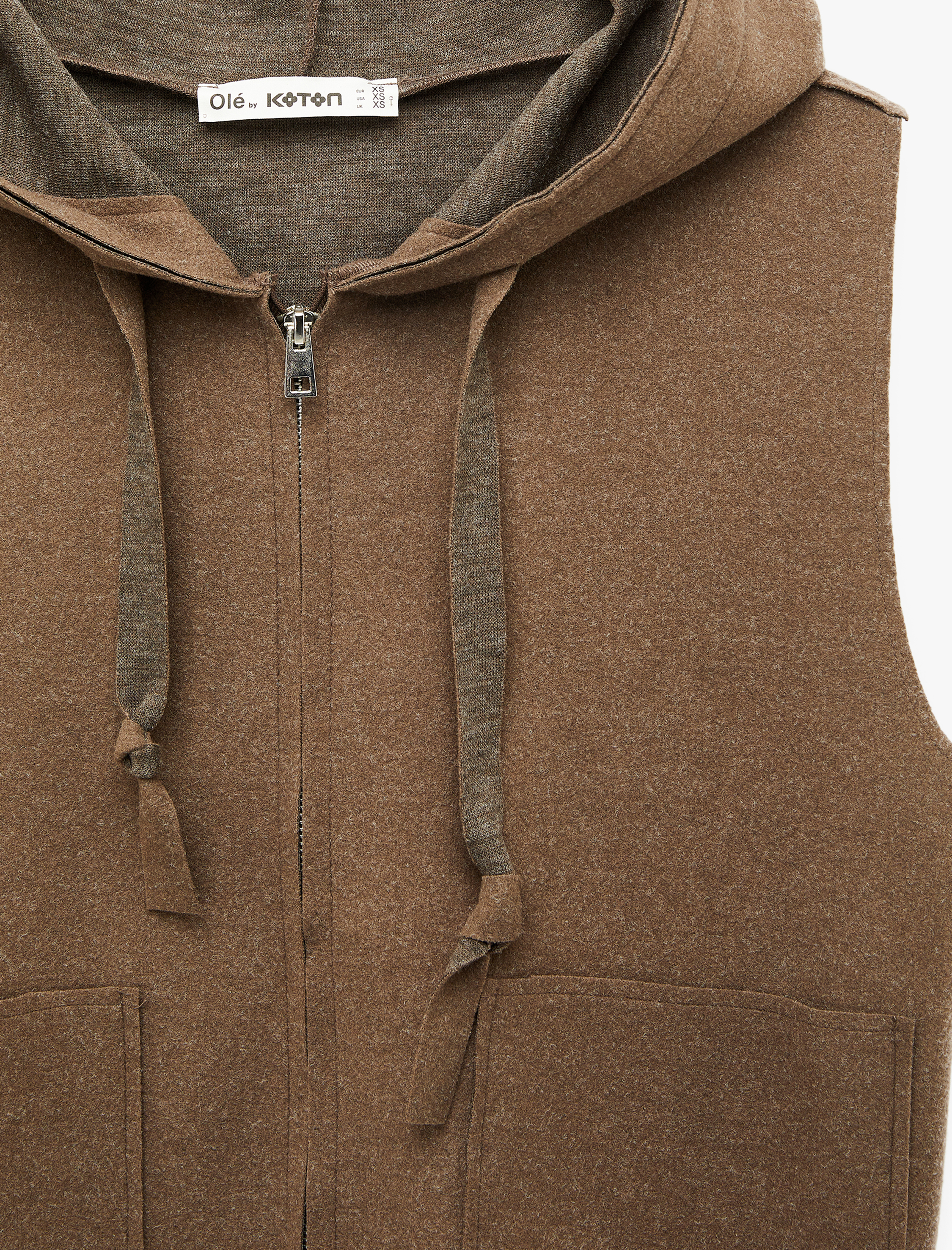   Viskon Karışımlı Kapüşonlu Kolsuz Cep Detaylı Fermuarlı Hırka