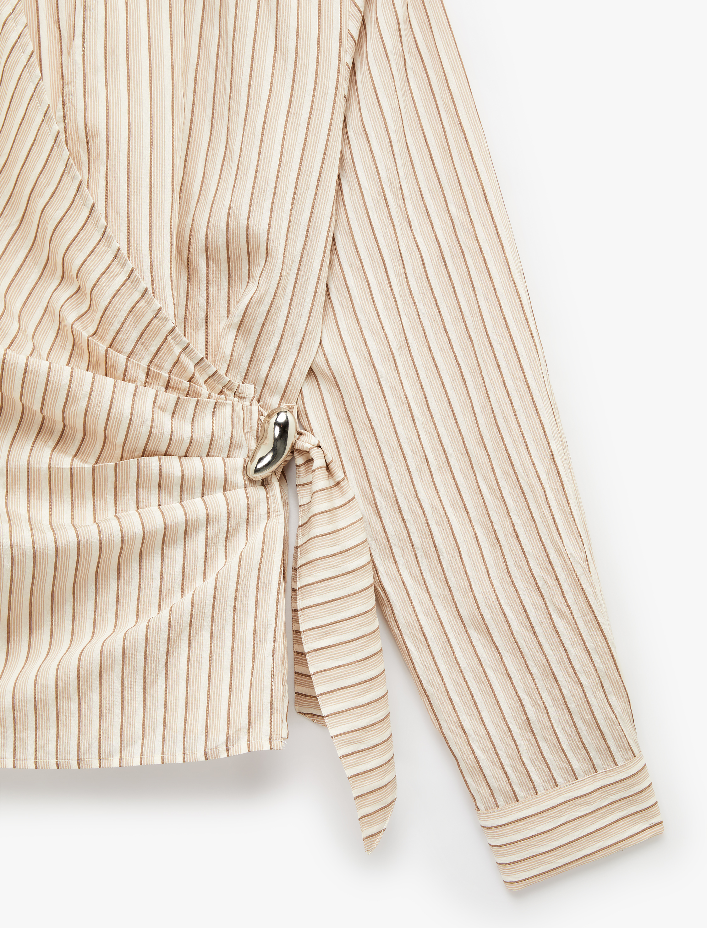   Uzun Kollu Aksesuarlı Yandan Bağlama Detaylı Kruvaze Çizgili Gömlek