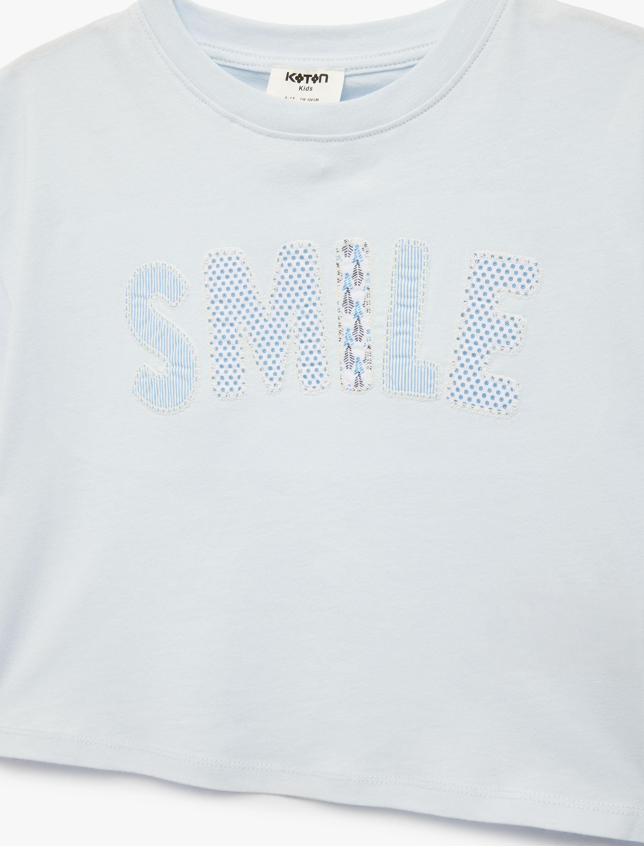  Kız Çocuk Kısa Kollu Bisiklet Yaka Aplike Detaylı Pamuklu Tişört