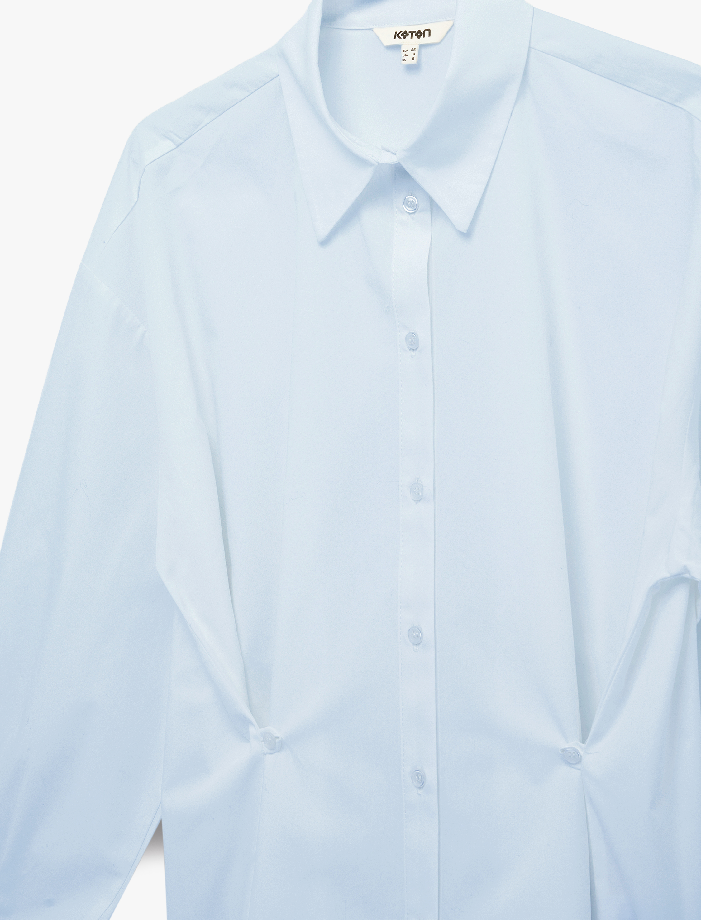   Regular Fit Uzun Kollu Ekstra Düğme Detaylı Poplin Gömlek