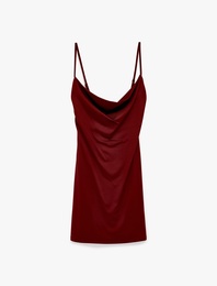 Slim Fit Degaje Yaka İnce Askılı Mini Elbise