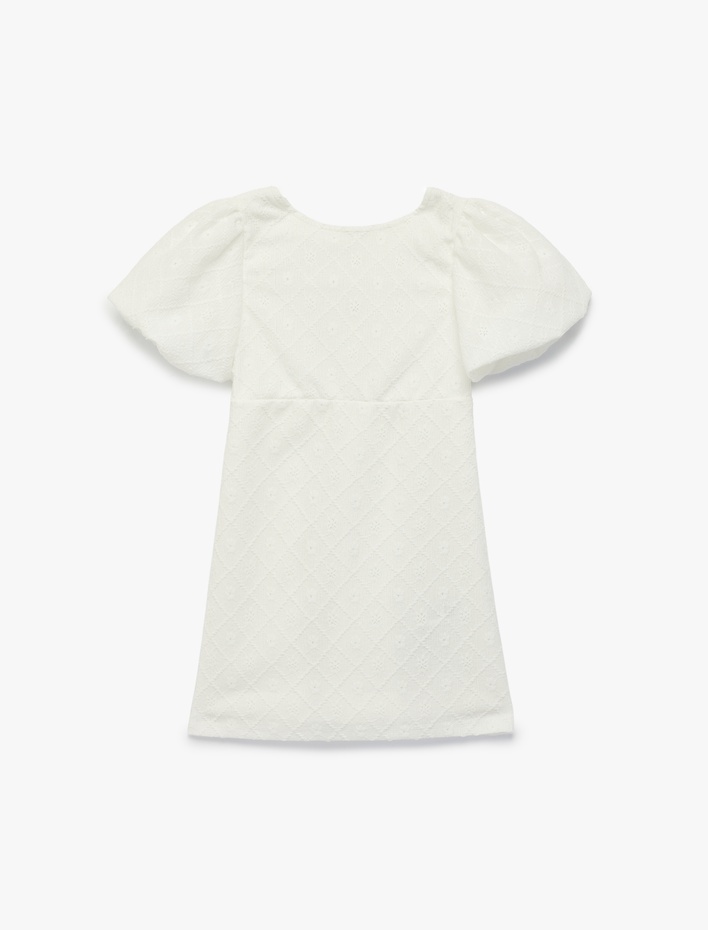 Kız Çocuk Fiyonk Detaylı Bisiklet Yaka Pencere Detaylı Gipeli Kısa Kollu Elbise