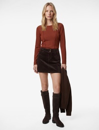 Slim Fit Uzun Kollu Kayık Yuvarlak Yaka Dikiş Detaylı Tişört