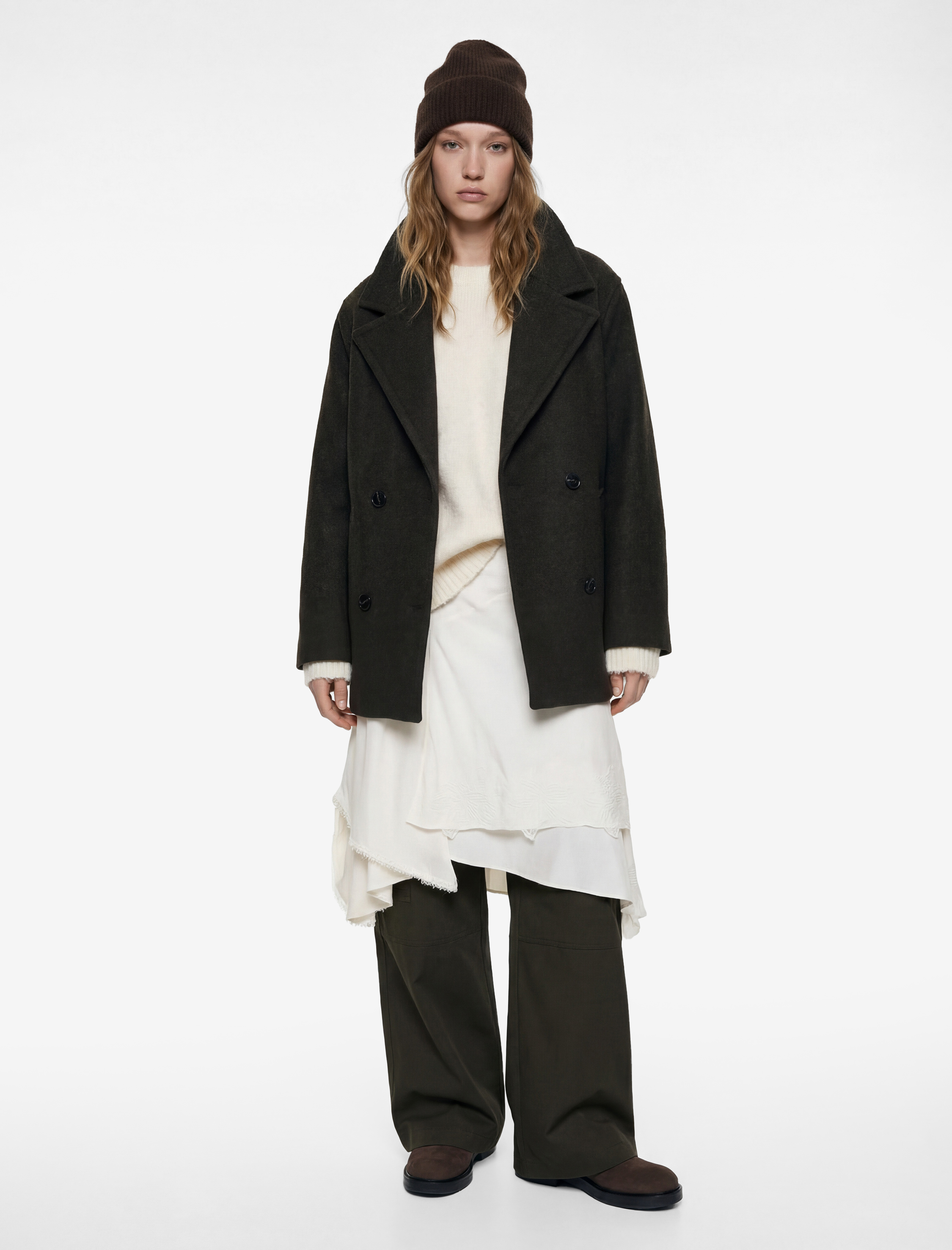   Uzun Kollu Düğmeli Cep Detaylı Kruvaze Yaka Kaban