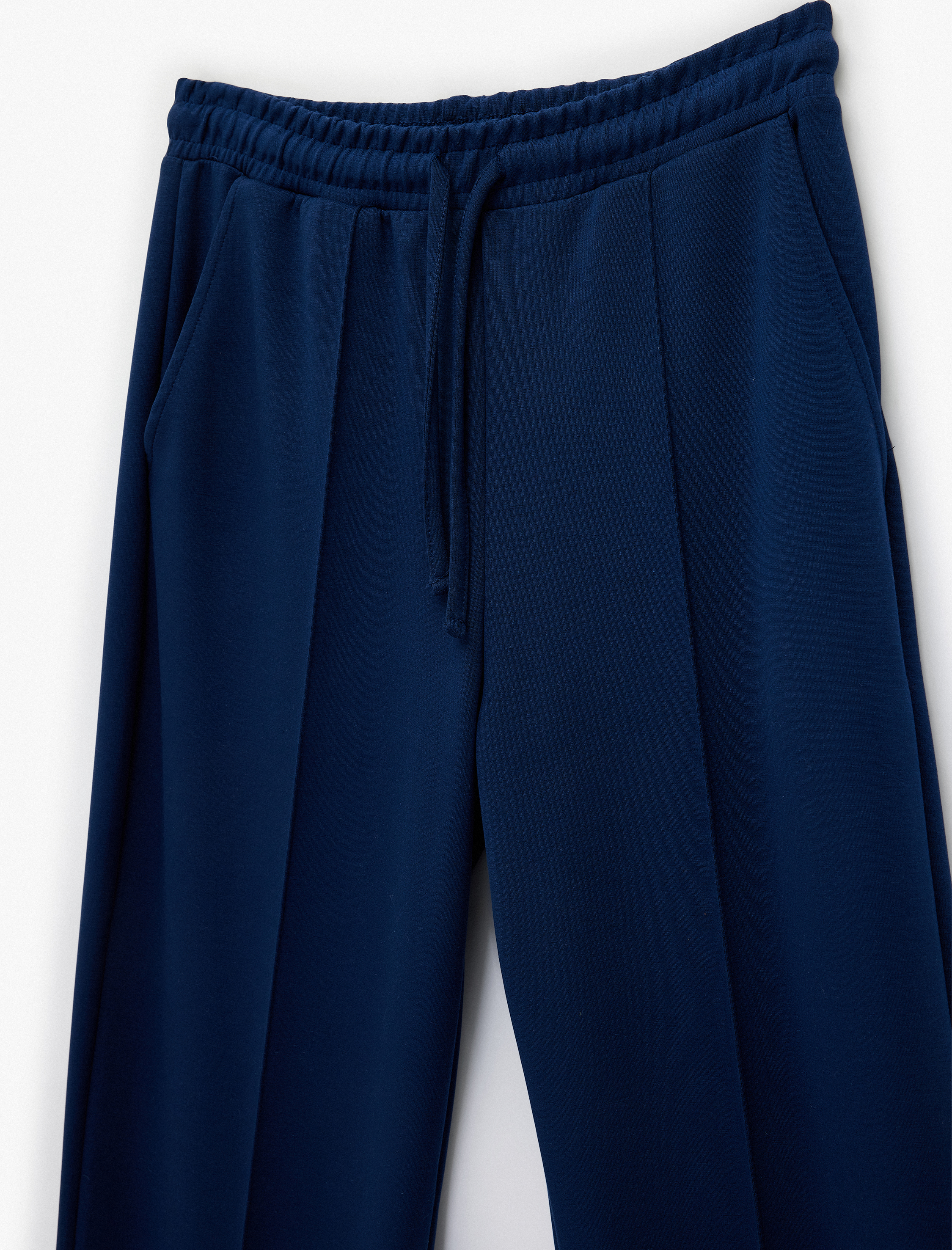   Nervürlü Beli Bağcıklı Cepli Geniş Paça Eşofman Altı