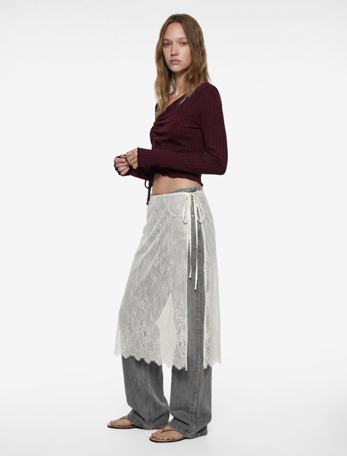  Asimetrik Yaka Büzgülü Slim Fit Uzun Kollu Tişört