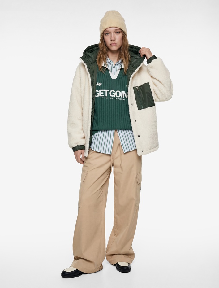  Kapüşonlu Çıtçıt Düğmeli Cep Detaylı Kapitoneli Peluş Oversize Ceket