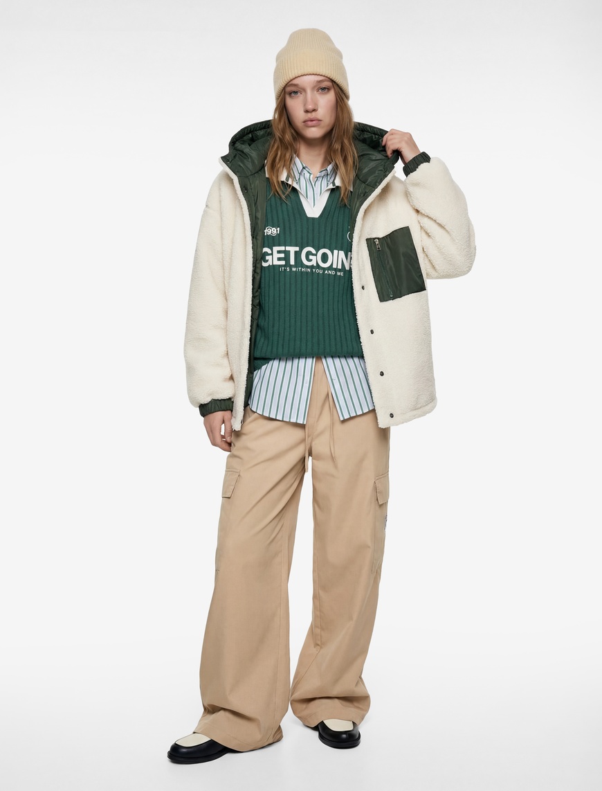 Koton Kadın Kapüşonlu Çıtçıt Düğmeli Cep Detaylı Kapitoneli Peluş Oversize Ceket