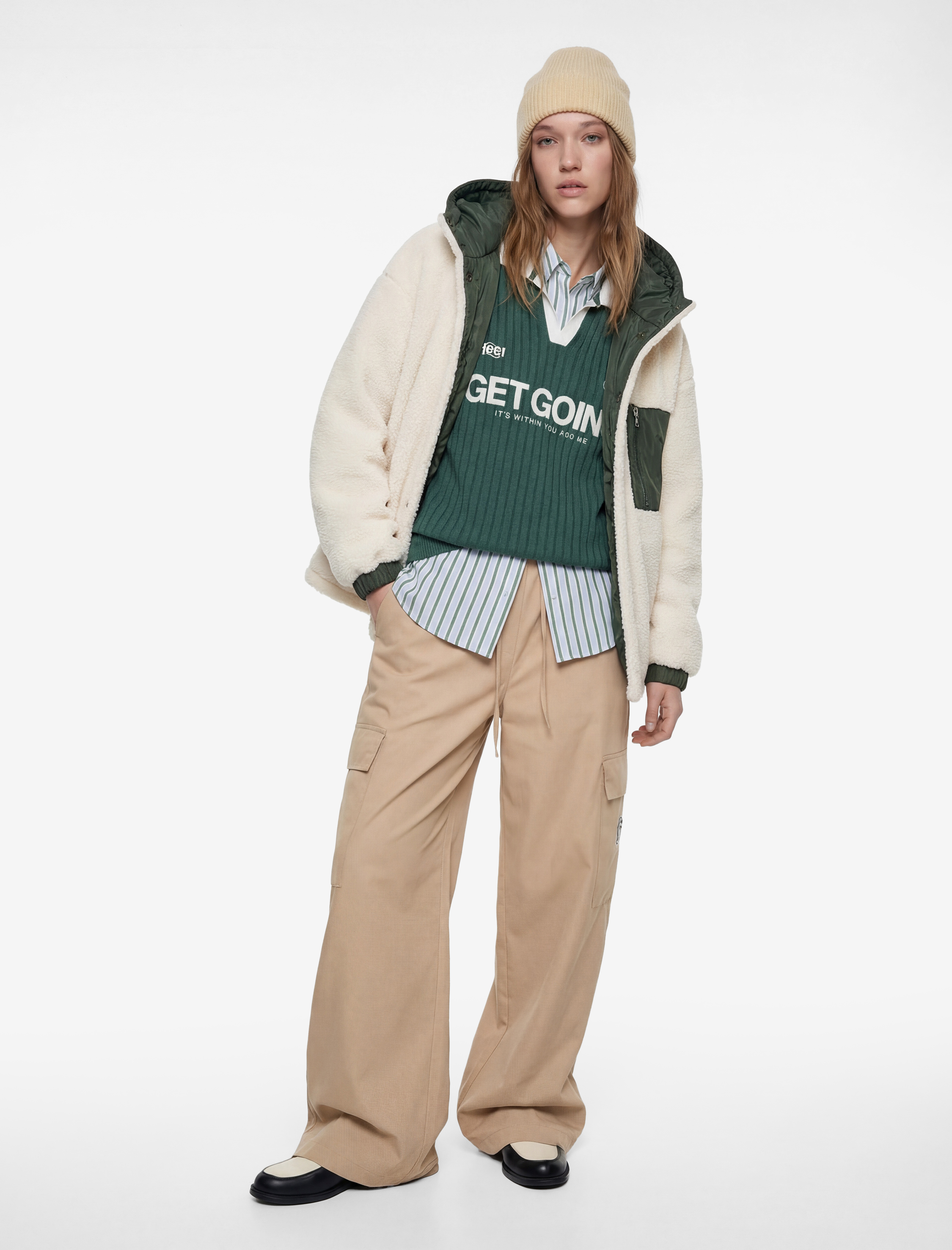   Kapüşonlu Çıtçıt Düğmeli Cep Detaylı Kapitoneli Peluş Oversize Ceket