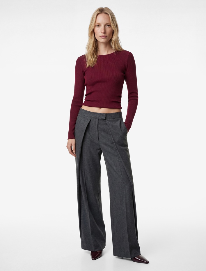  Uzun Kollu Drape Detaylı Yuvarlak Kayık Yaka Triko Kazak